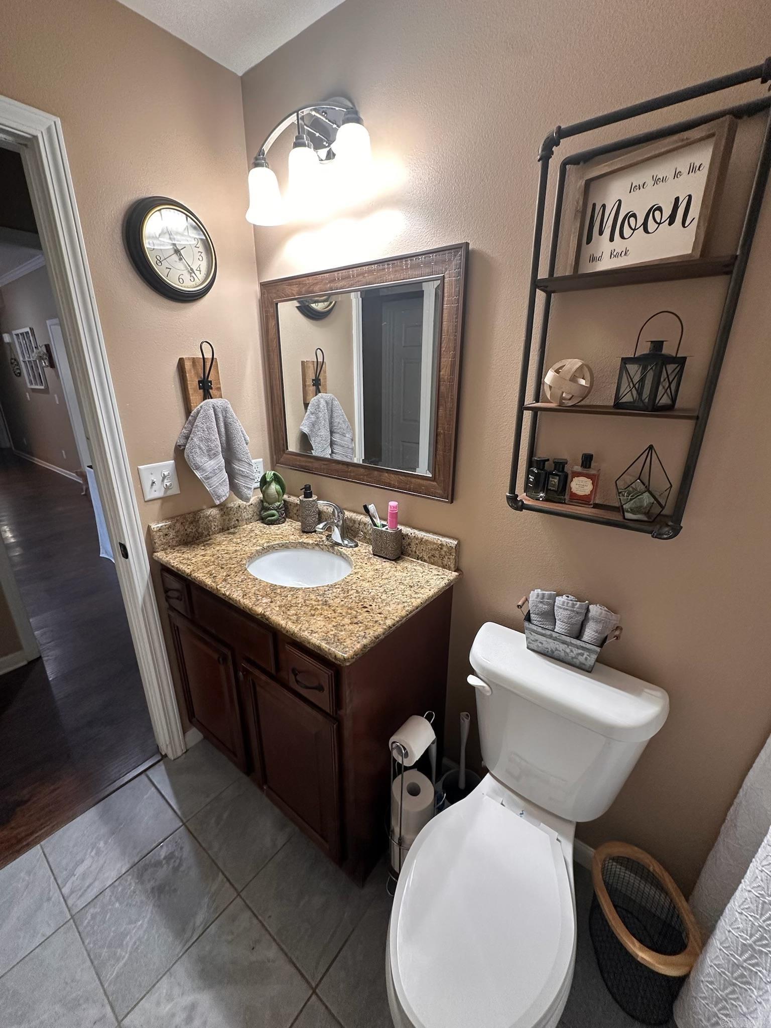 BAKER'S FIELD - Residential