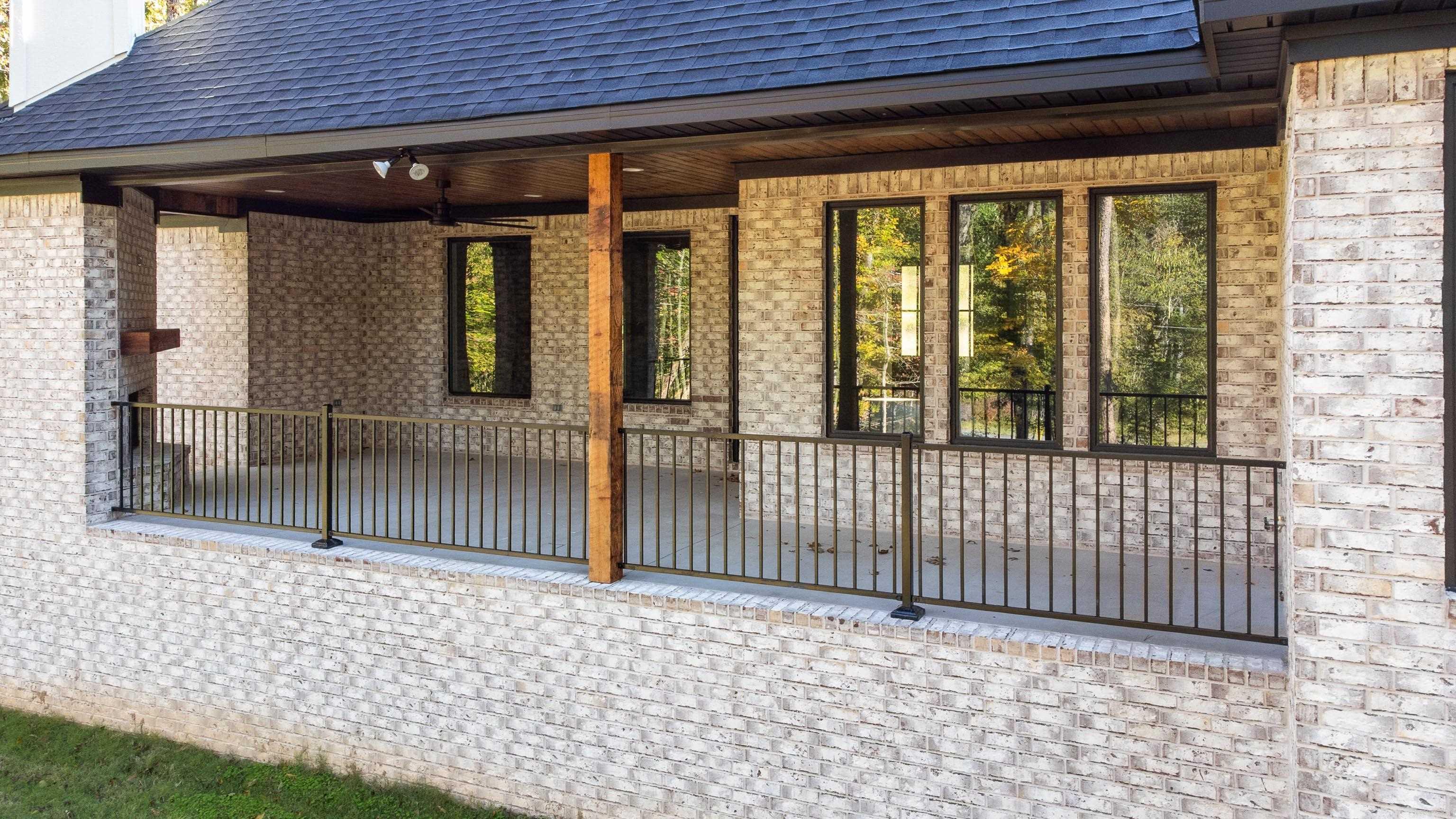 BIG ROCK ESTATES - Residential