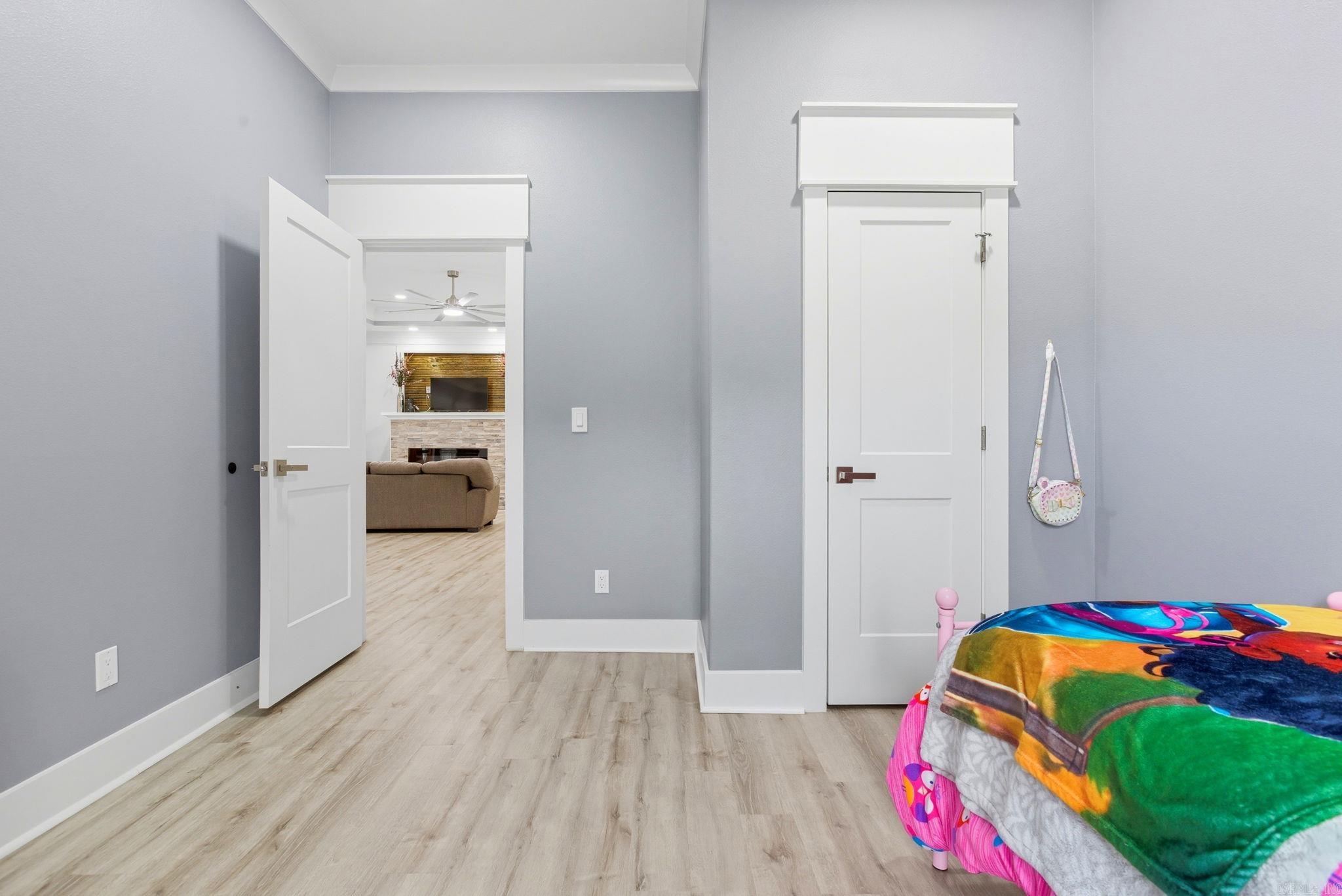 LANDSDALE GARDENS - Residential