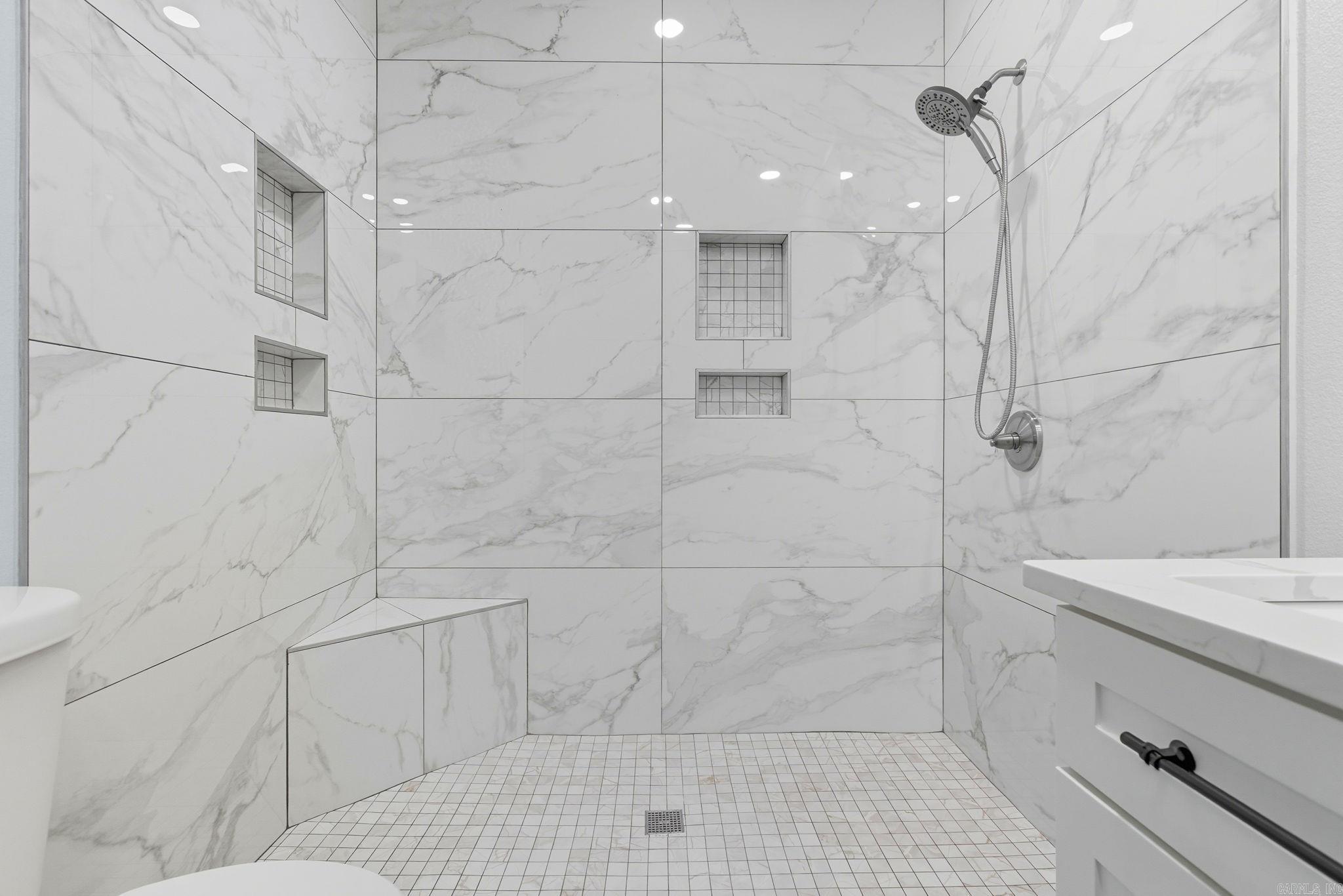 LANDSDALE GARDENS - Residential