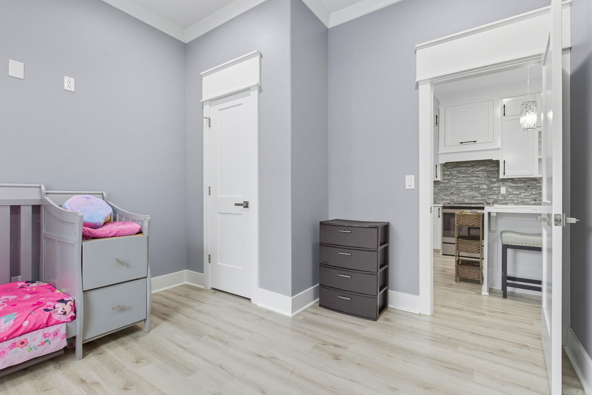 LANDSDALE GARDENS - Residential