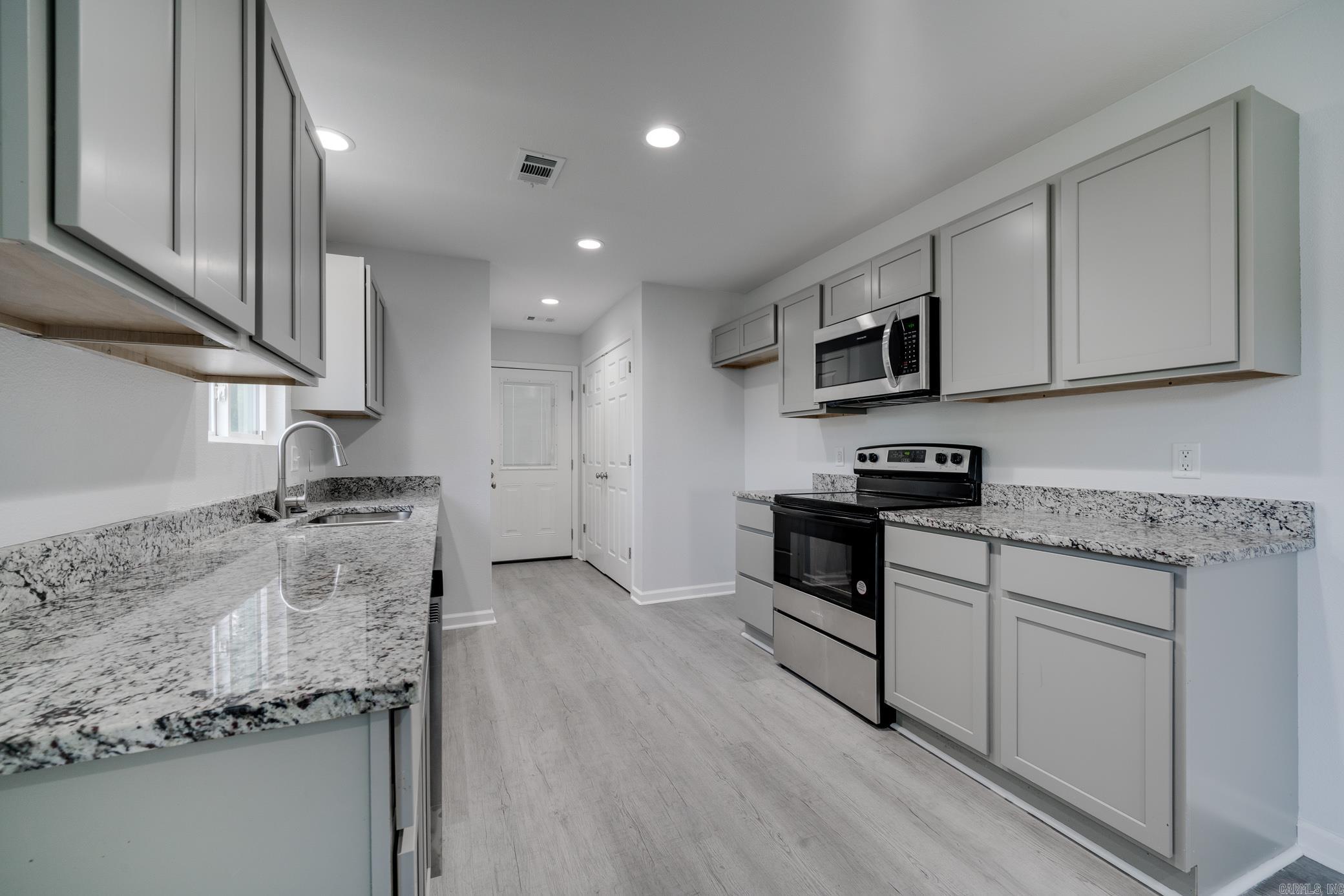 WINANS HILLS PATIO HOMES - Residential