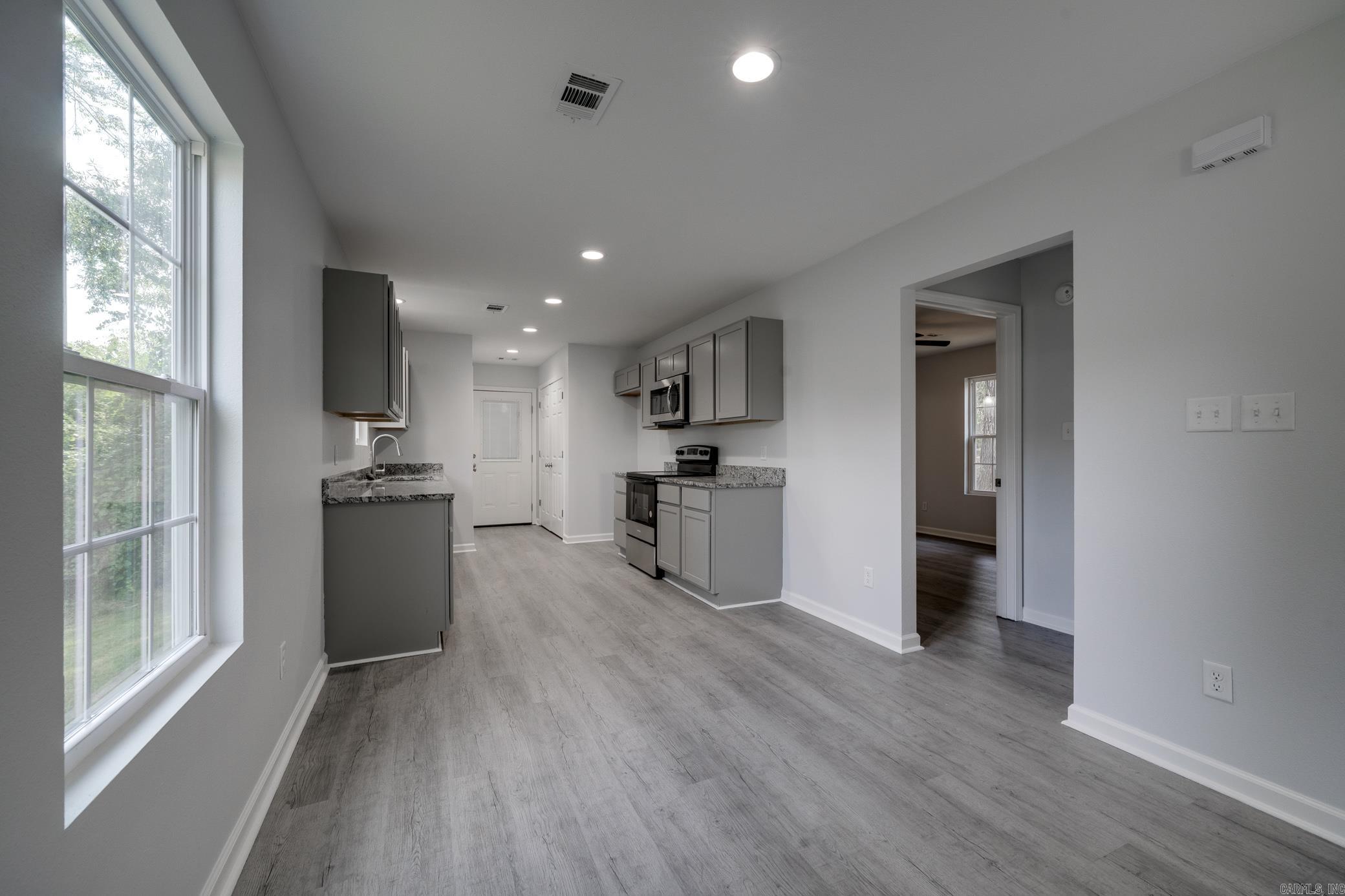 WINANS HILLS PATIO HOMES - Residential