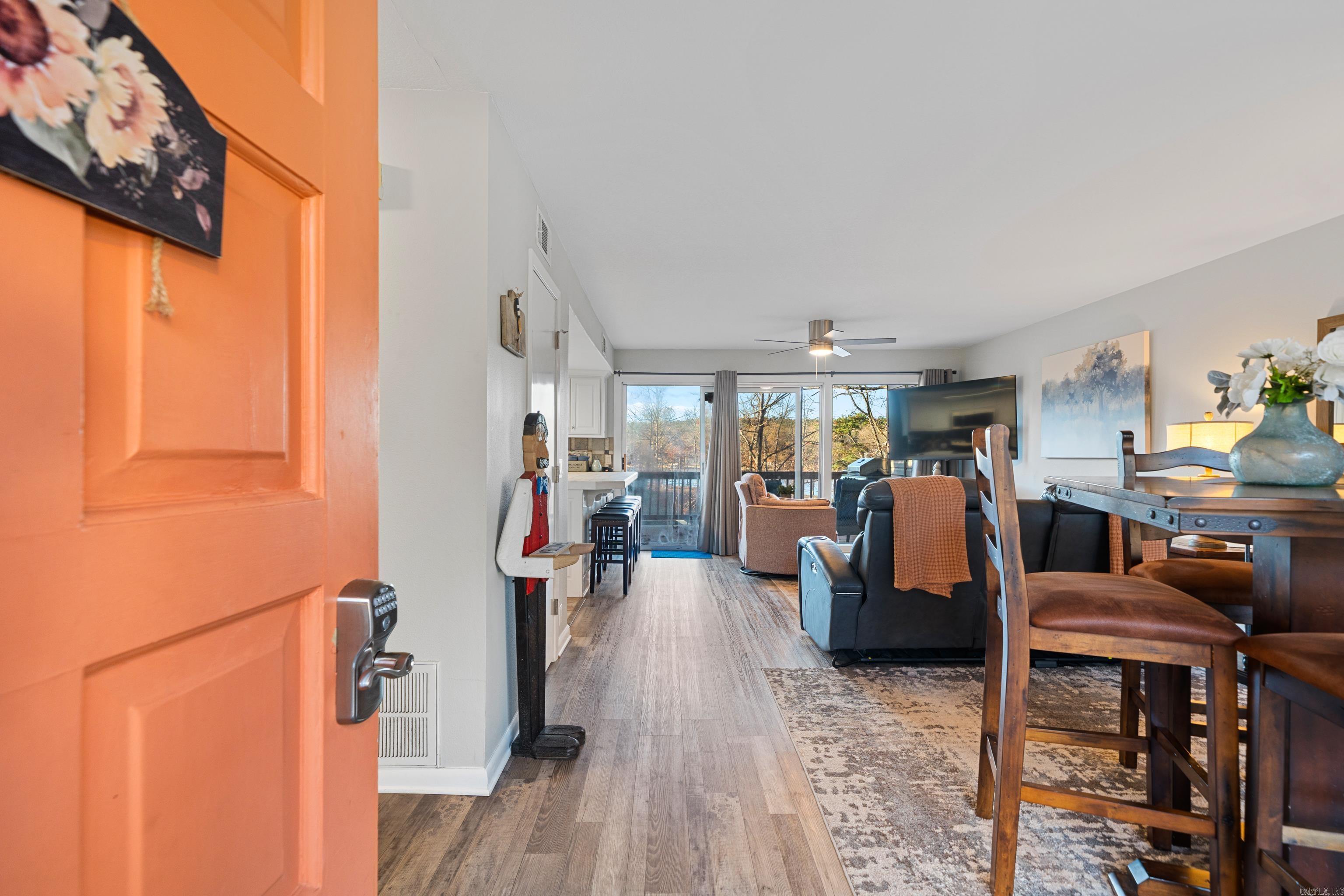 CASTELLON COURTS - Residential