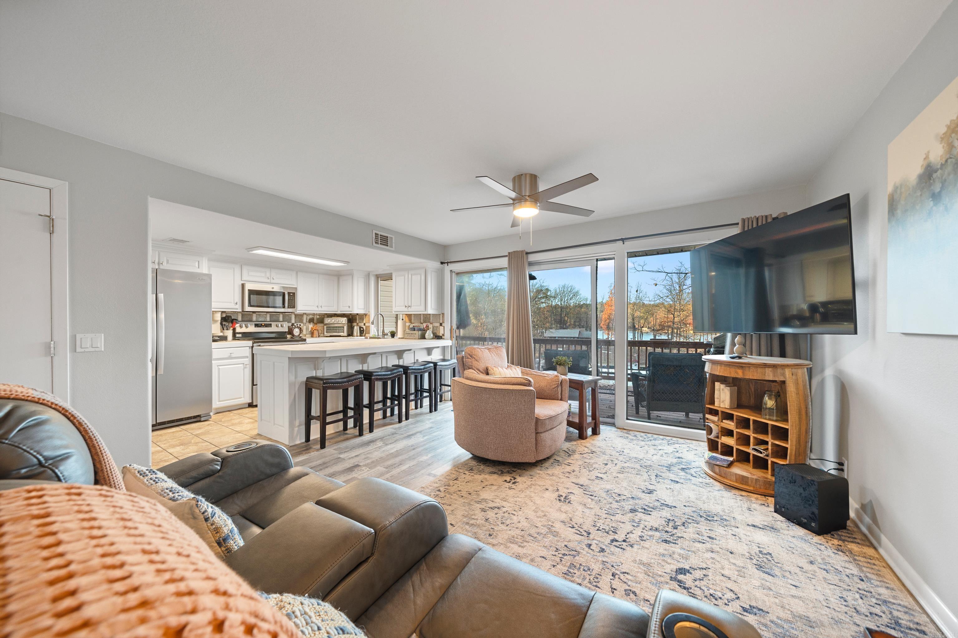 CASTELLON COURTS - Residential