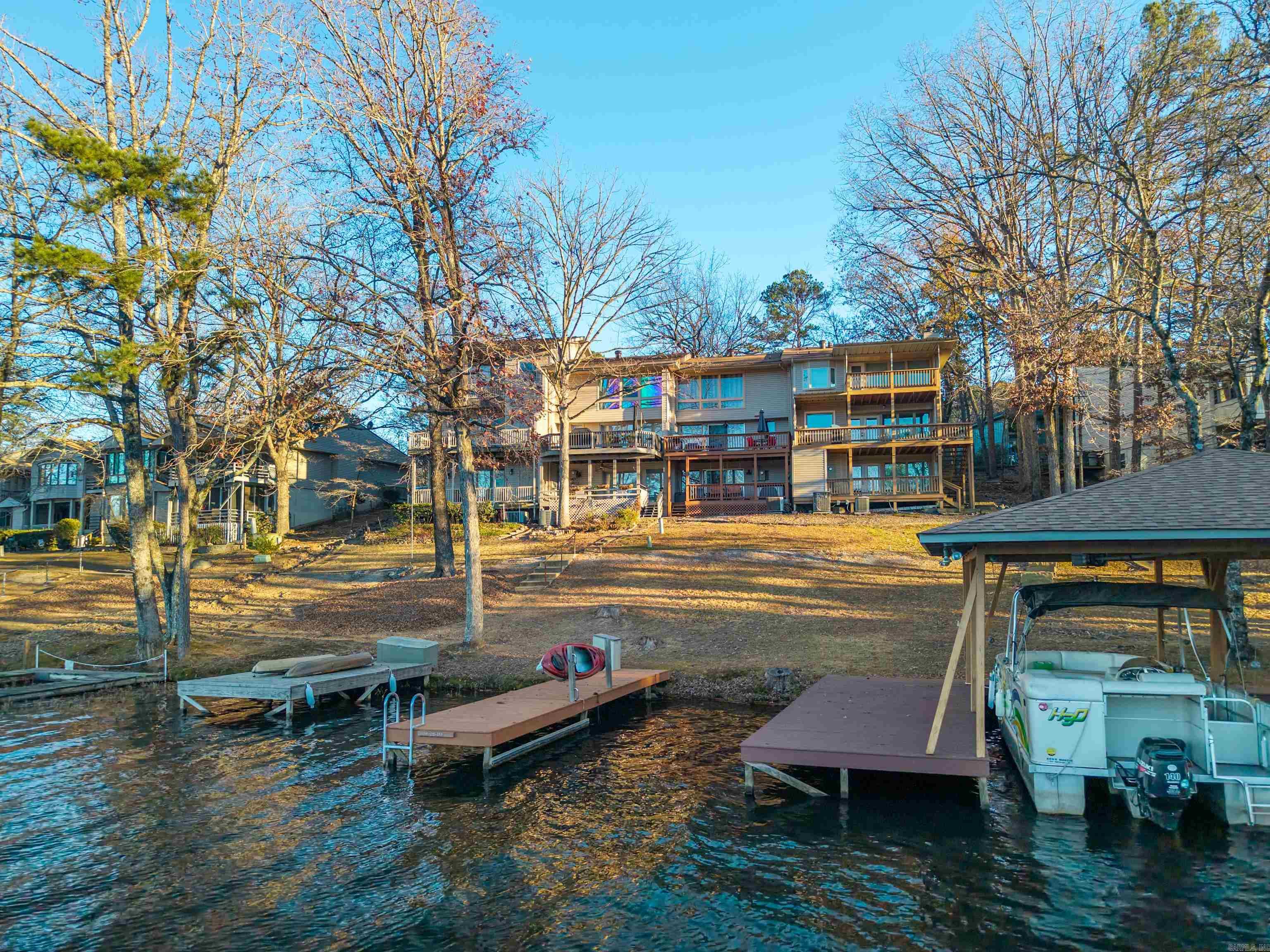 CASTELLON COURTS - Residential