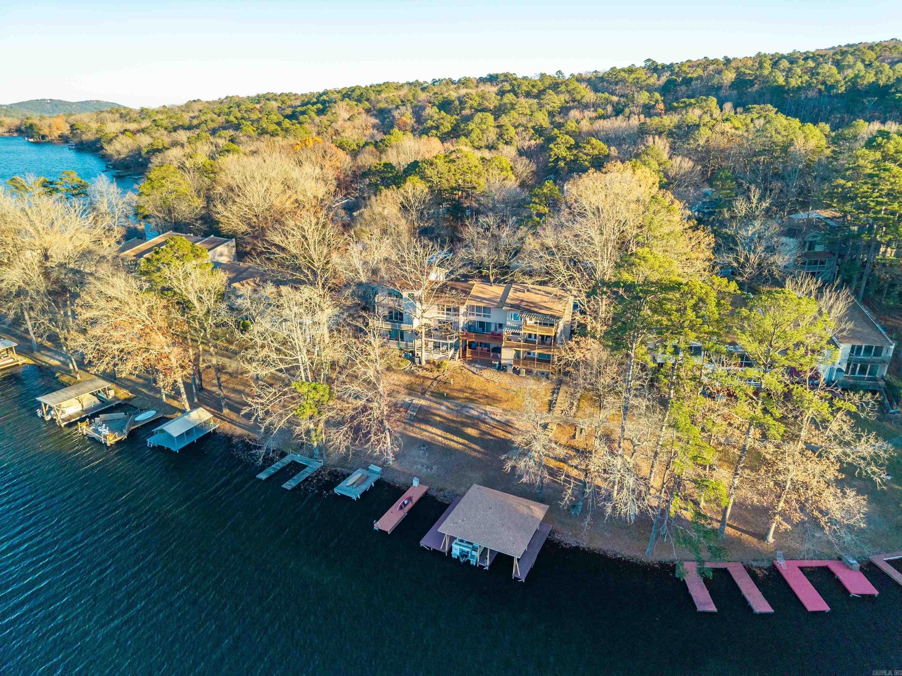 CASTELLON COURTS - Residential