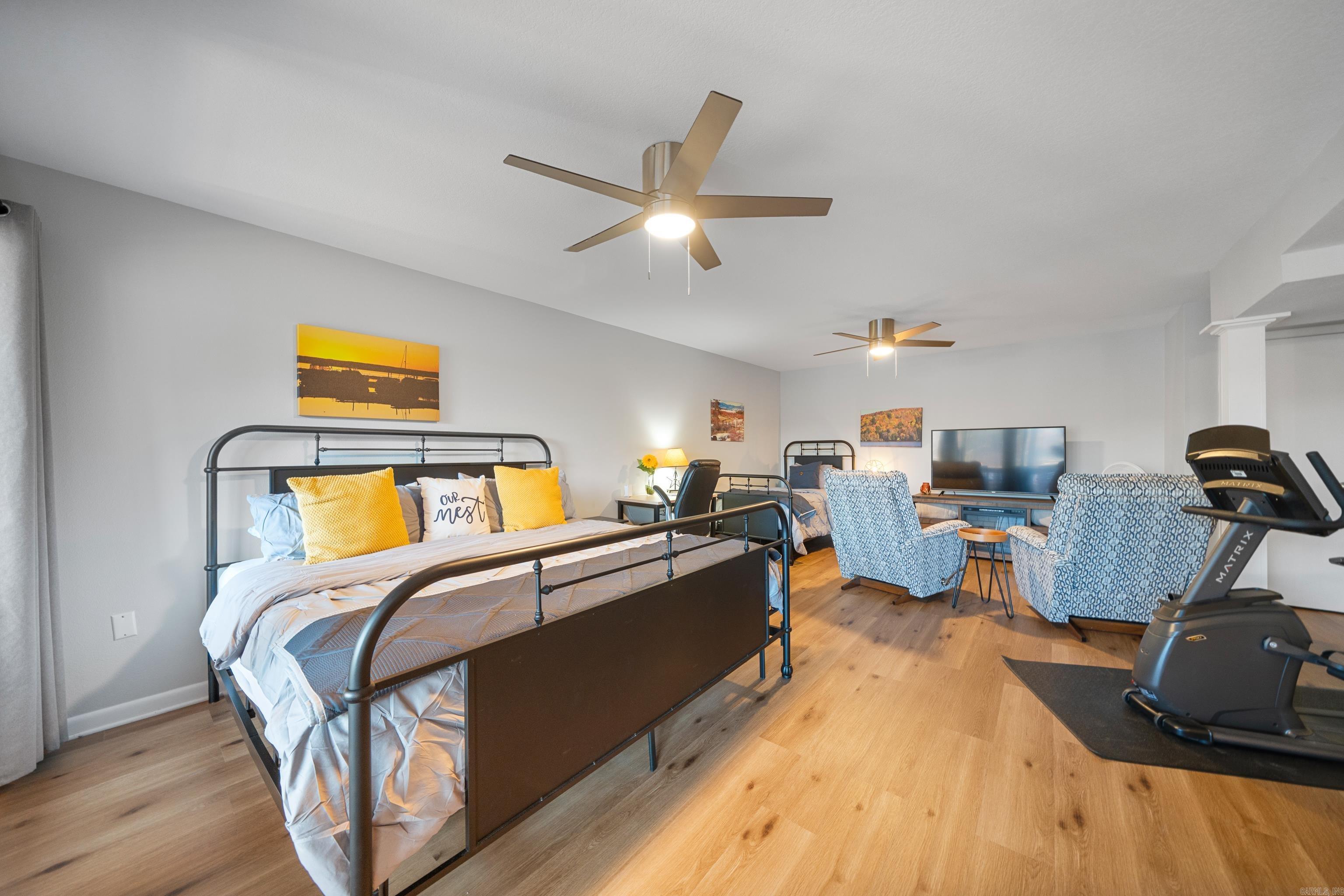 CASTELLON COURTS - Residential