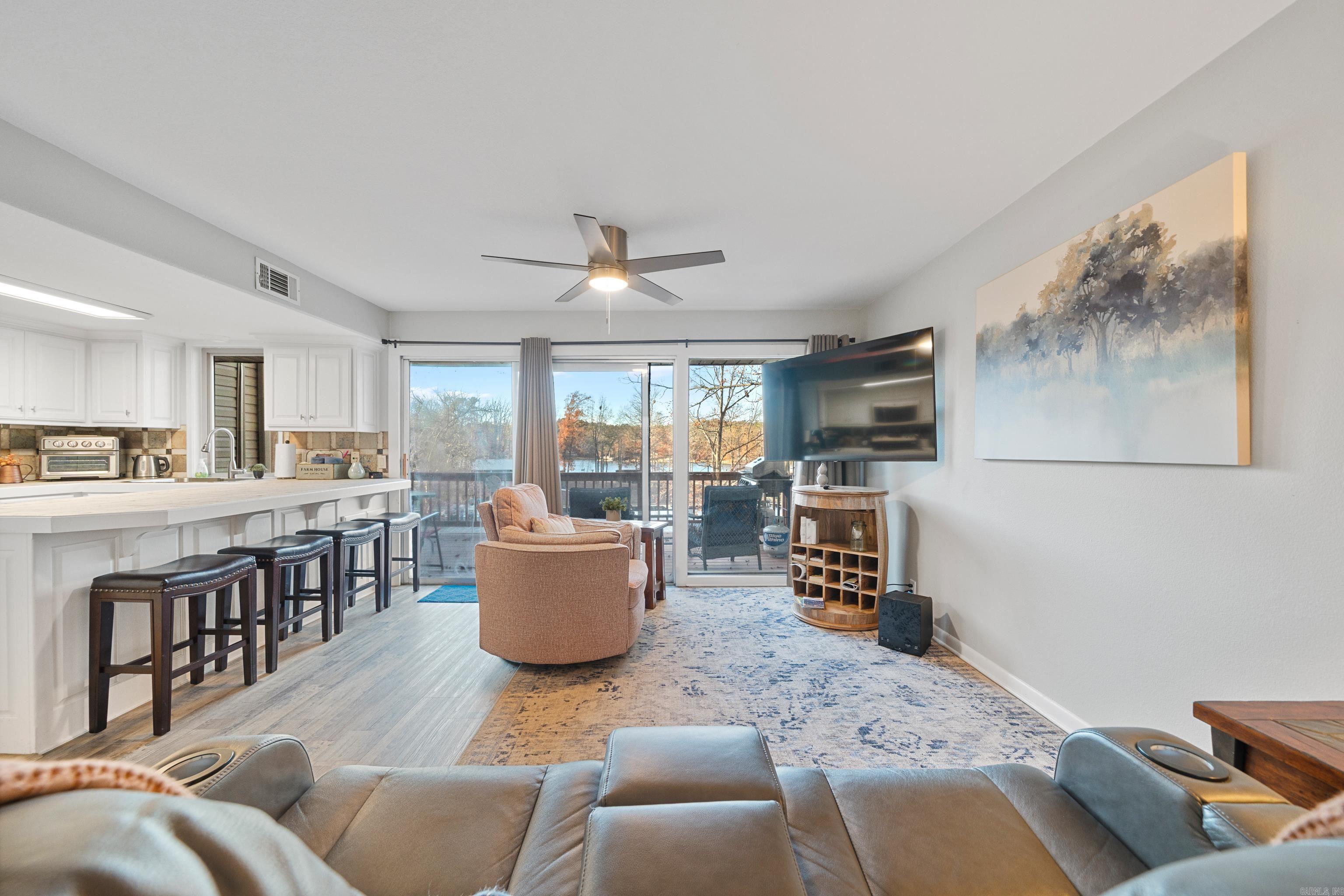 CASTELLON COURTS - Residential