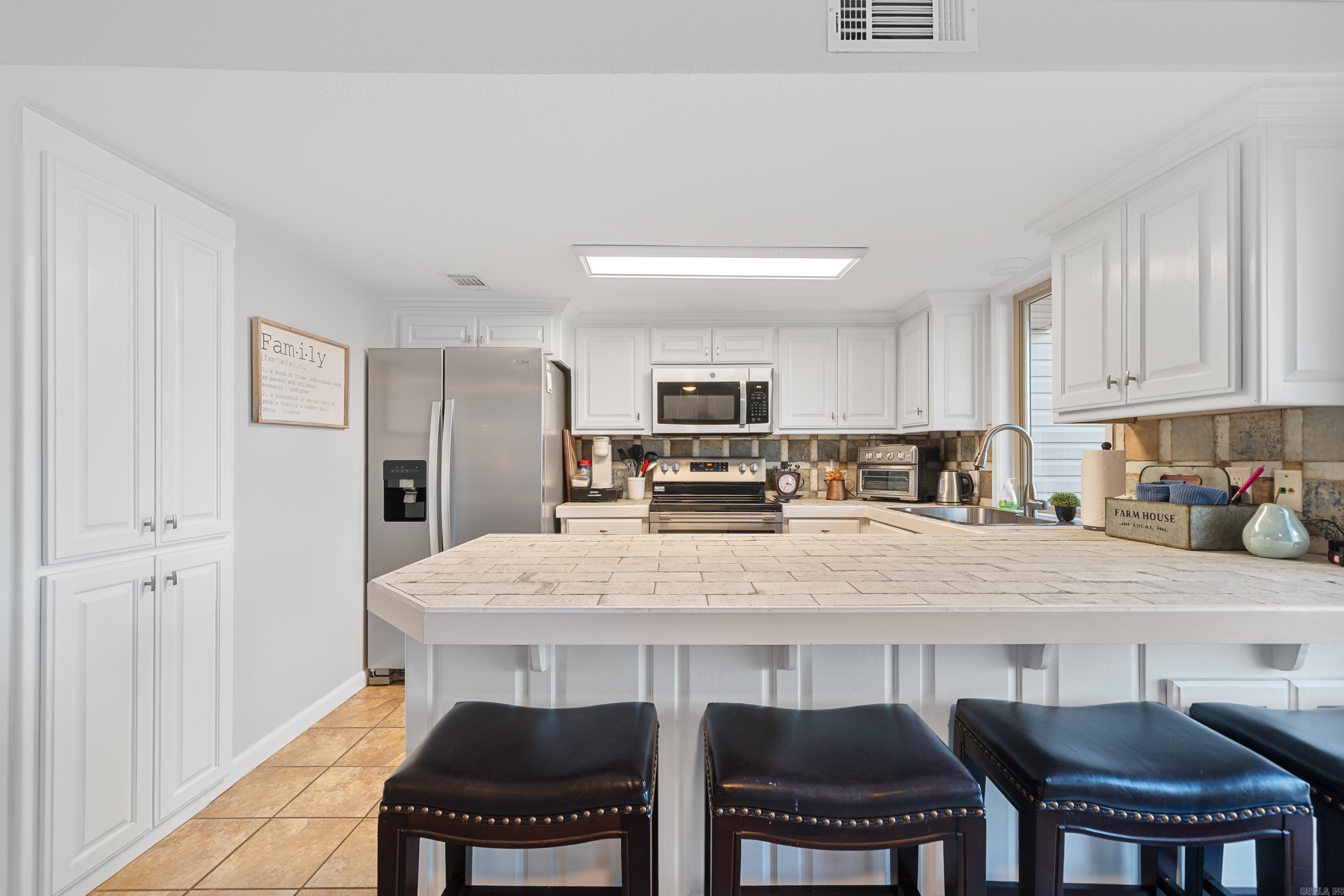 CASTELLON COURTS - Residential