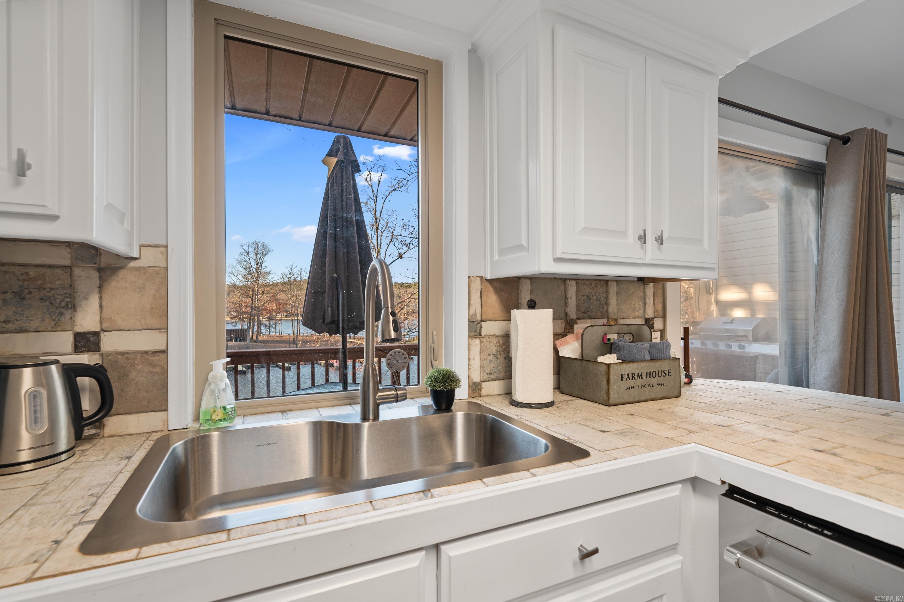 CASTELLON COURTS - Residential