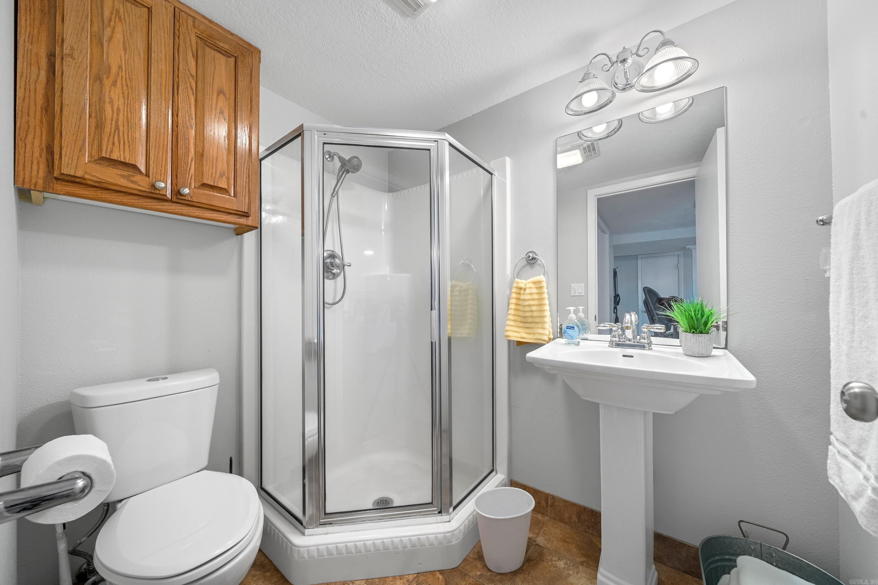 CASTELLON COURTS - Residential