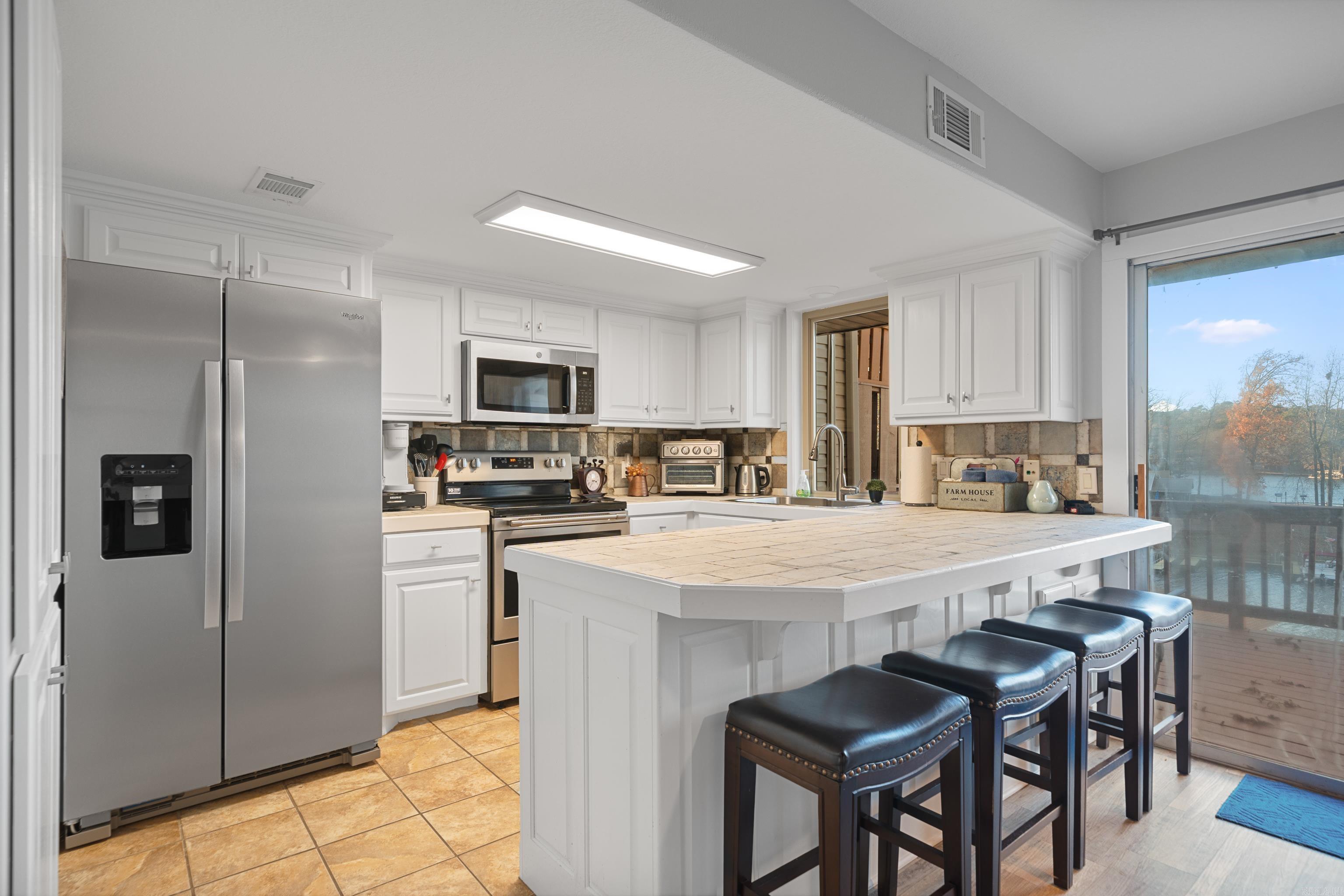 CASTELLON COURTS - Residential