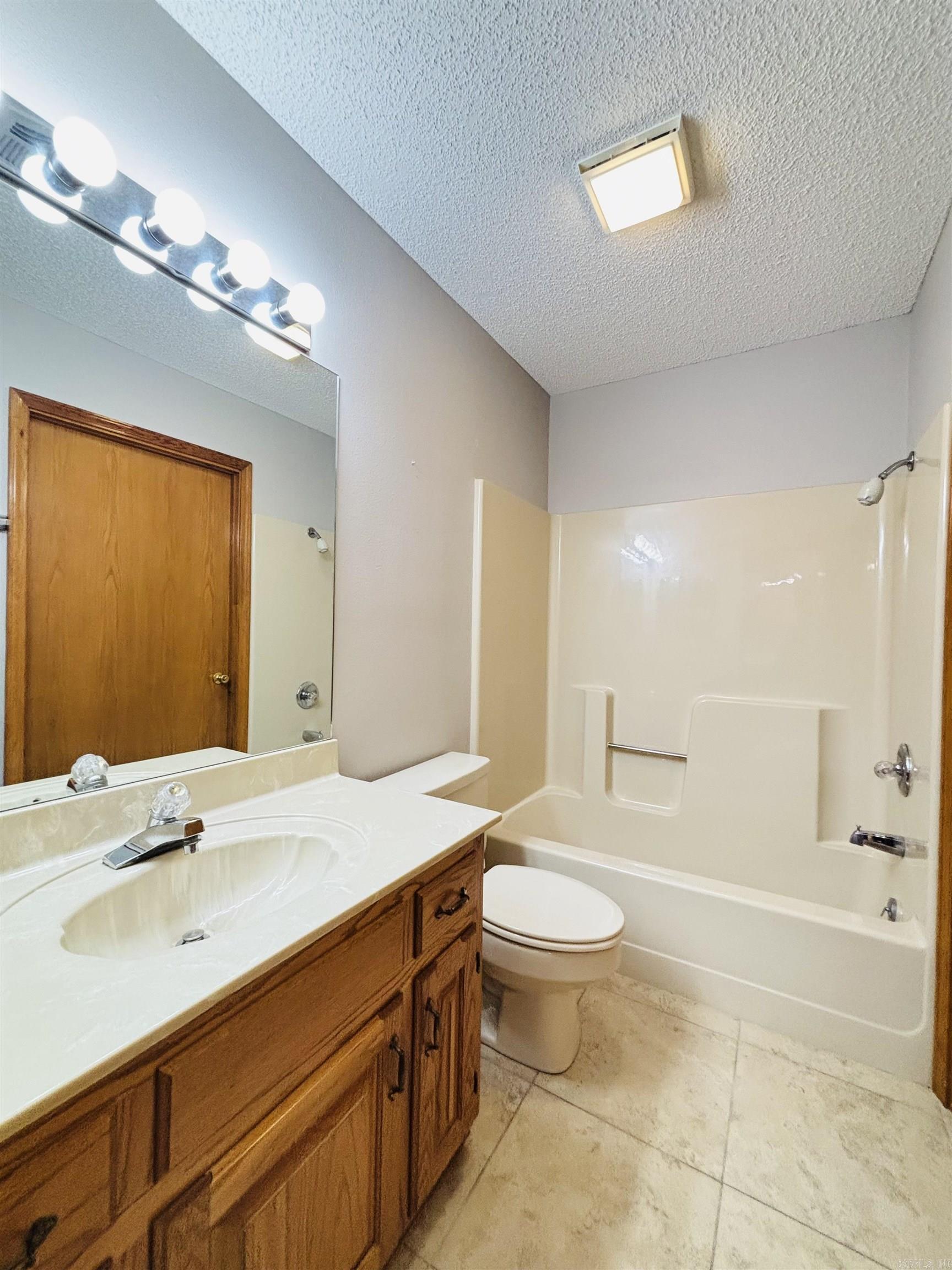 CHARMARY SQUARE HPR - Residential