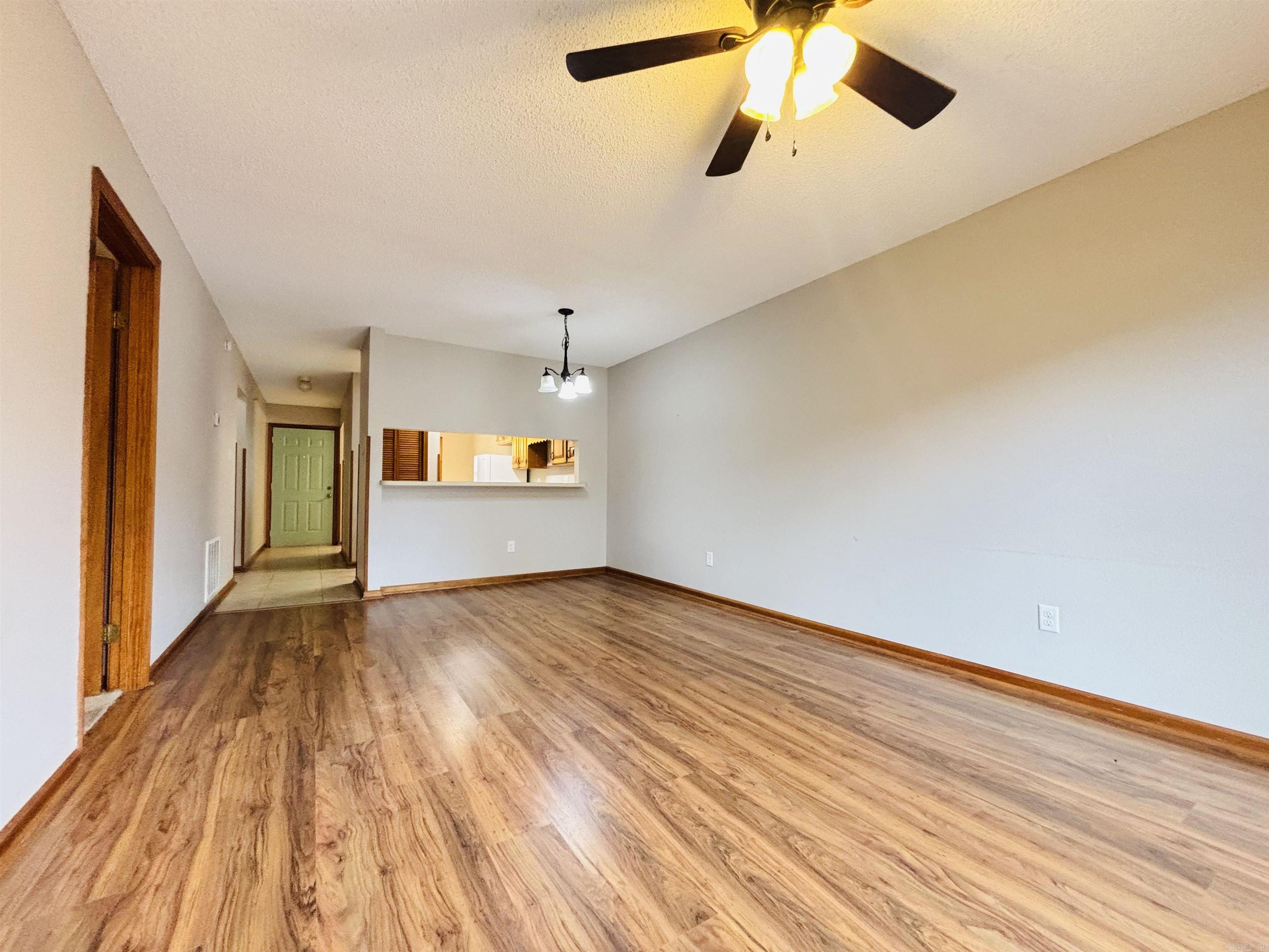 CHARMARY SQUARE HPR - Residential