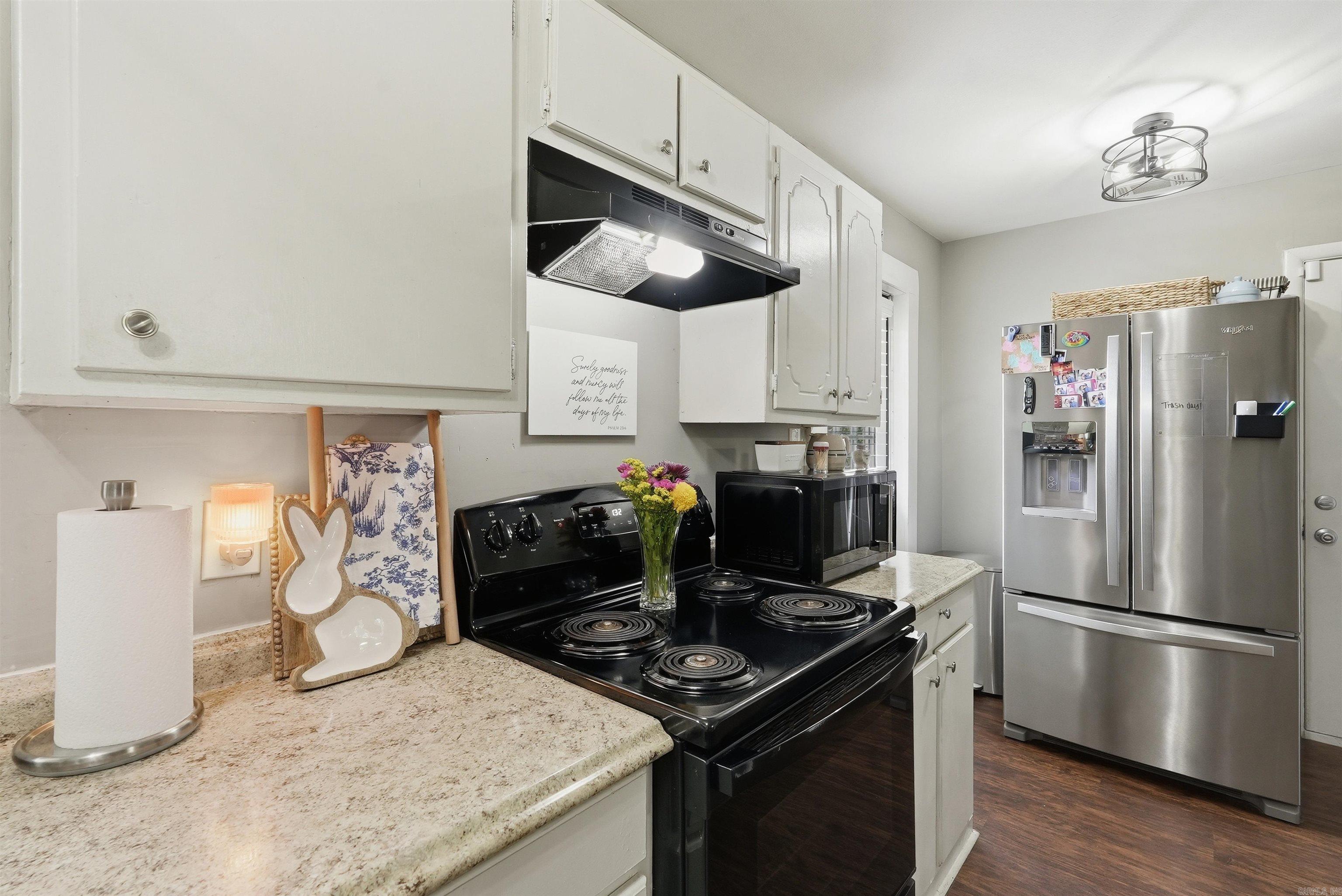 HICKMAN & MCCONNELL - Residential