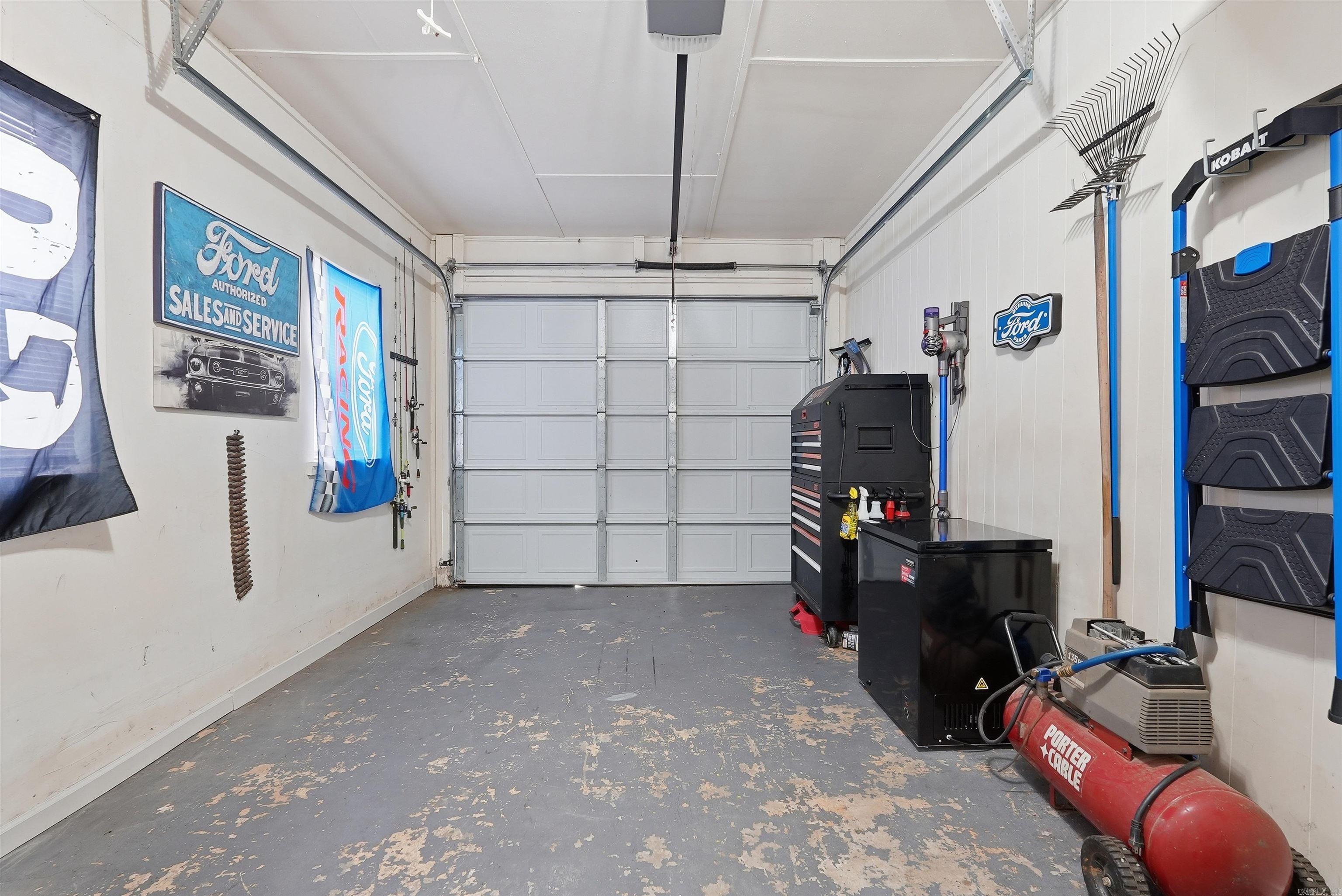 HICKMAN & MCCONNELL - Residential