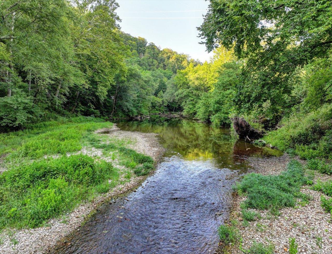 00-10-09 - River - Land