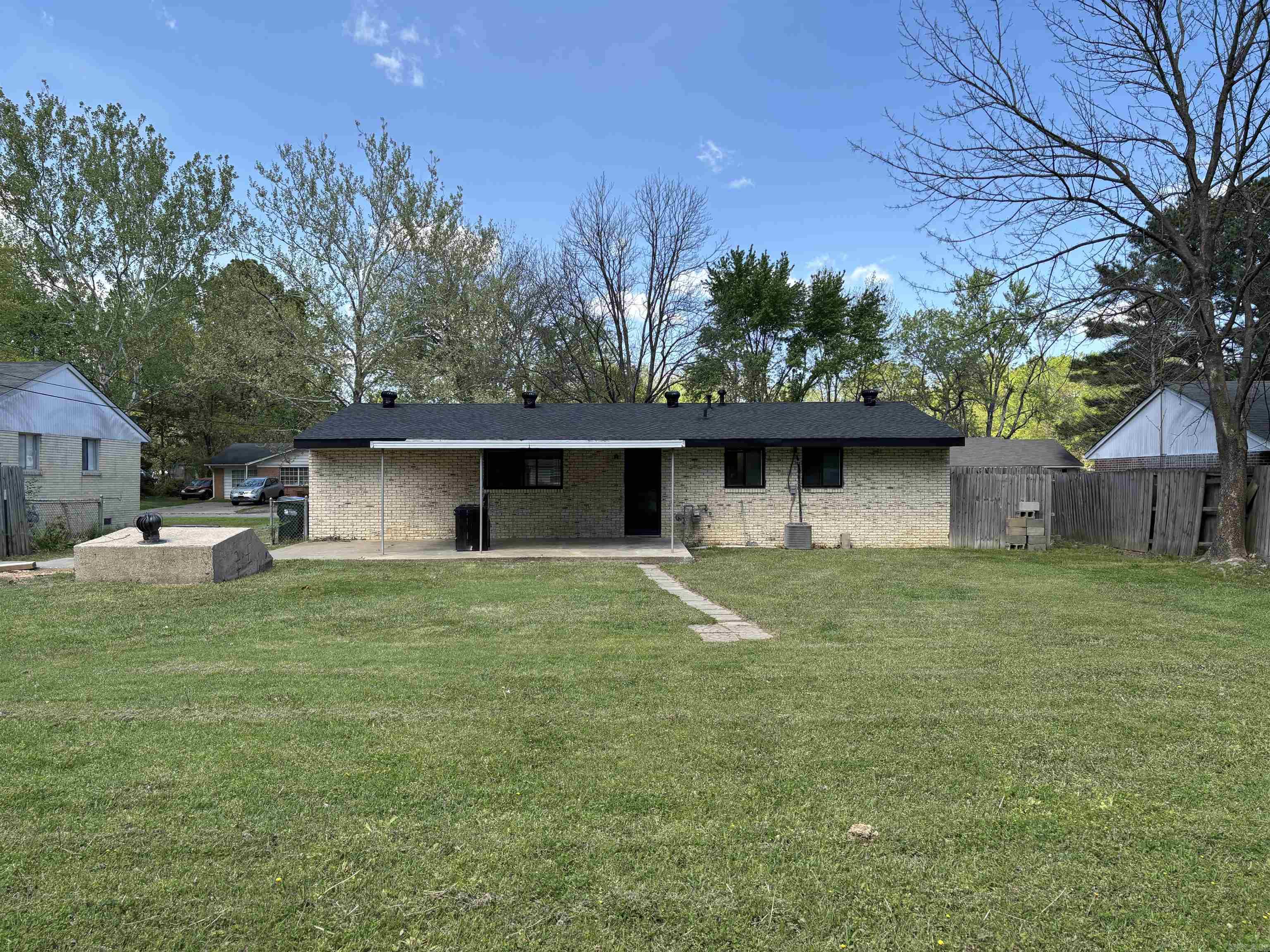 CONWAY MANOR - Residential