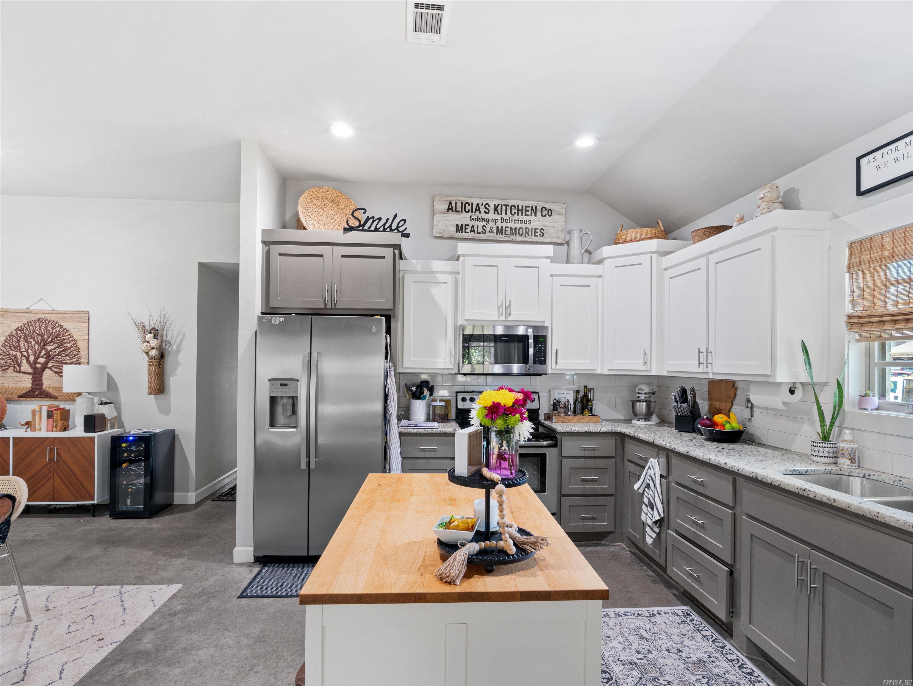 PLEASANT FOREST SUBDIVISION - Residential