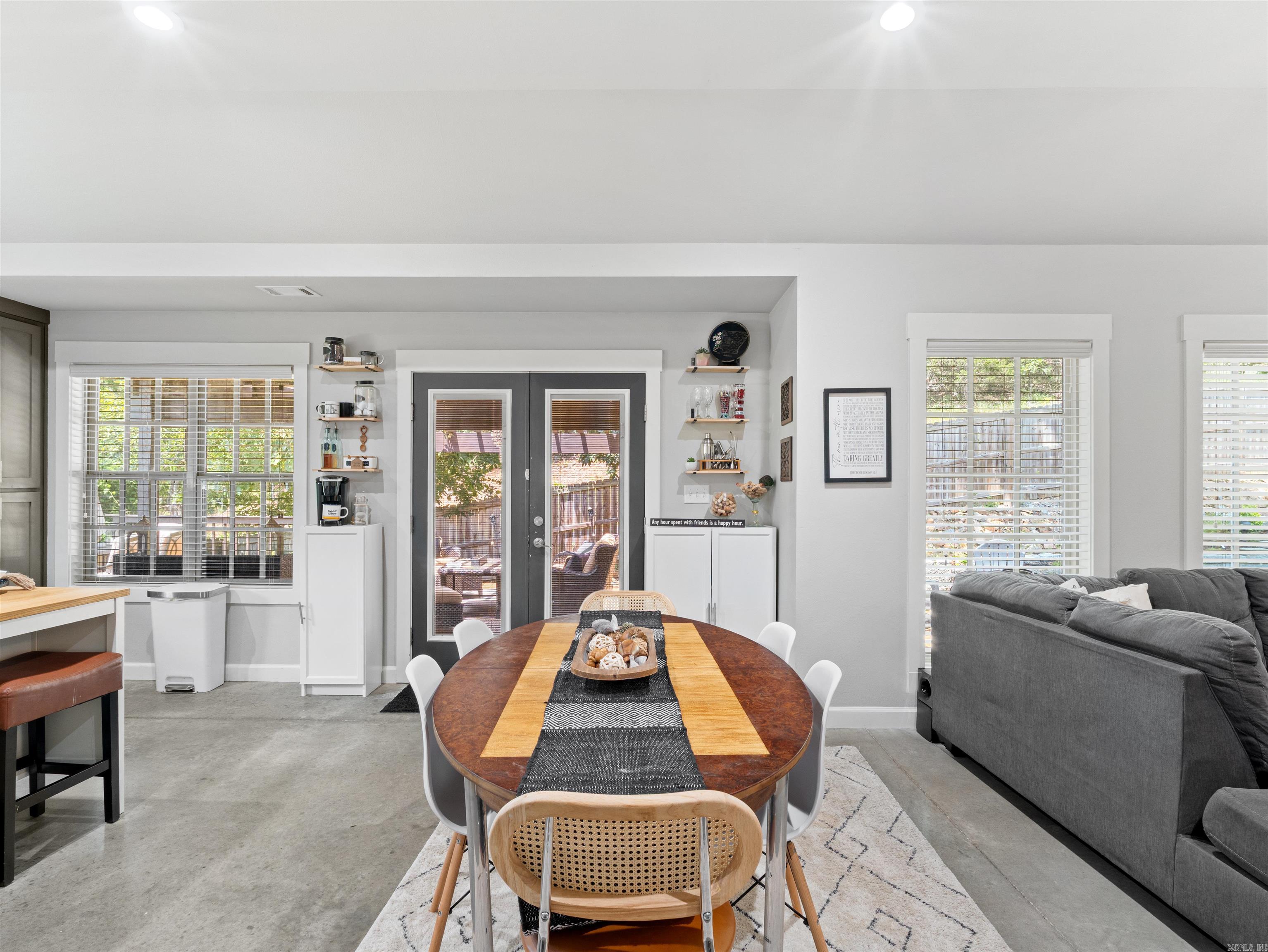 PLEASANT FOREST SUBDIVISION - Residential