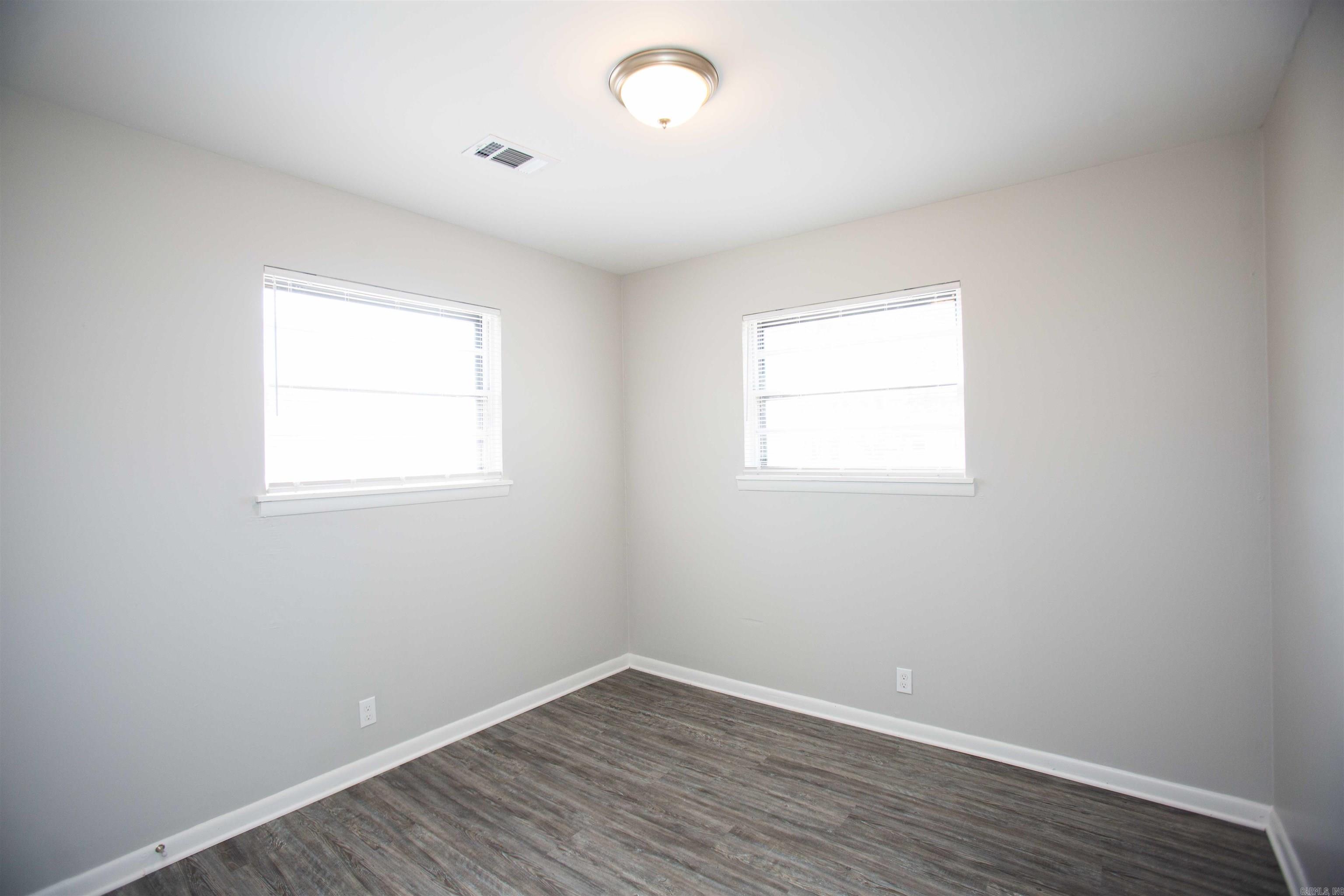 Glen View - Residential Lease