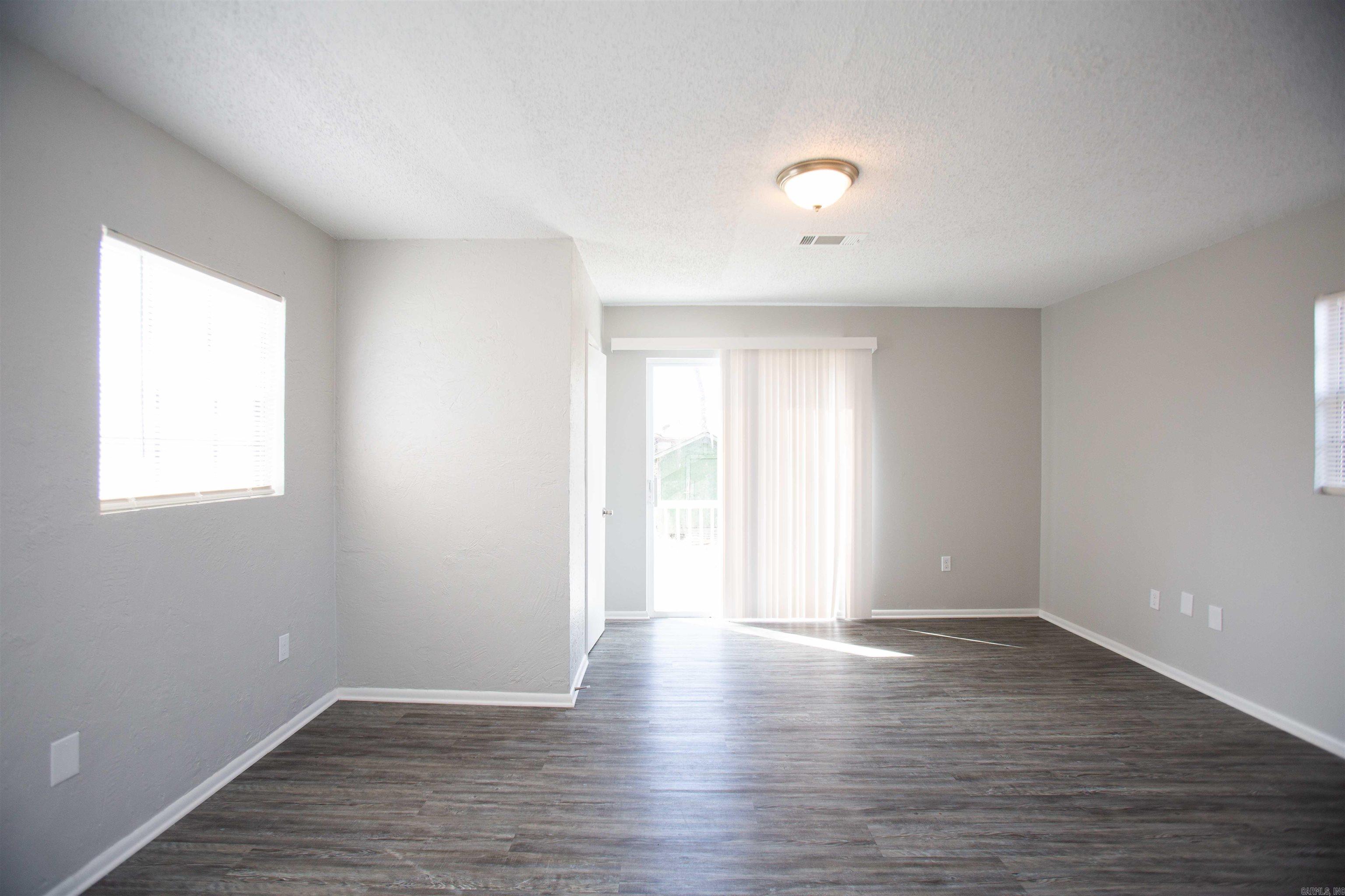 Glen View - Residential Lease