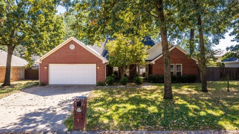 Photo of 2835 Patricia LN, Conway, AR 72034 (MLS # 26042569)