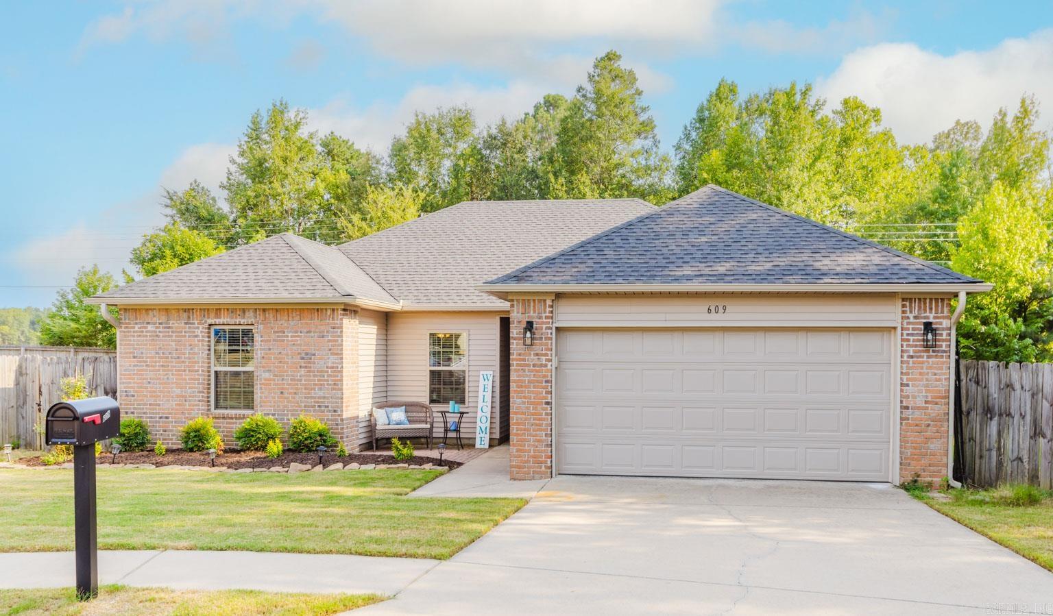 NORTH HAVEN - Residential