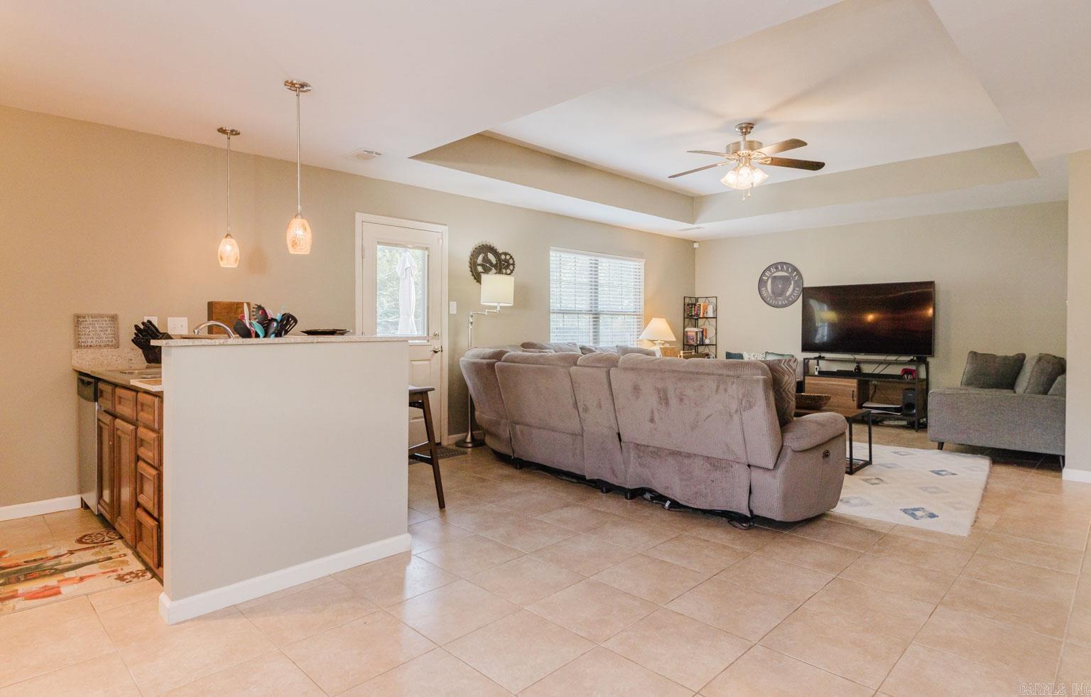 NORTH HAVEN - Residential