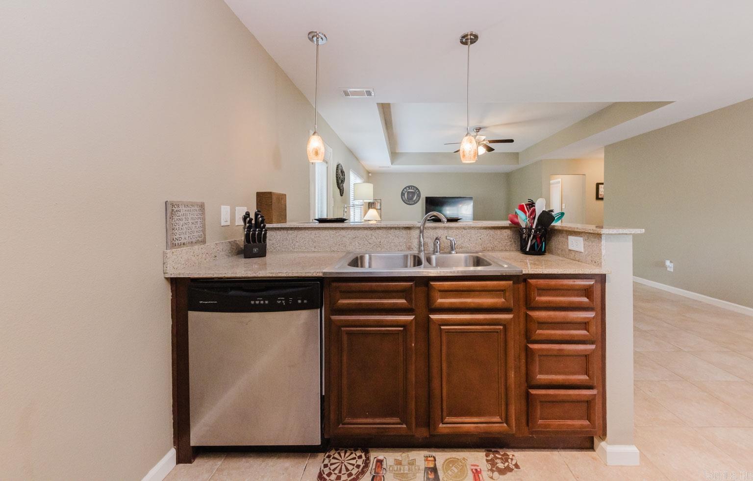 NORTH HAVEN - Residential