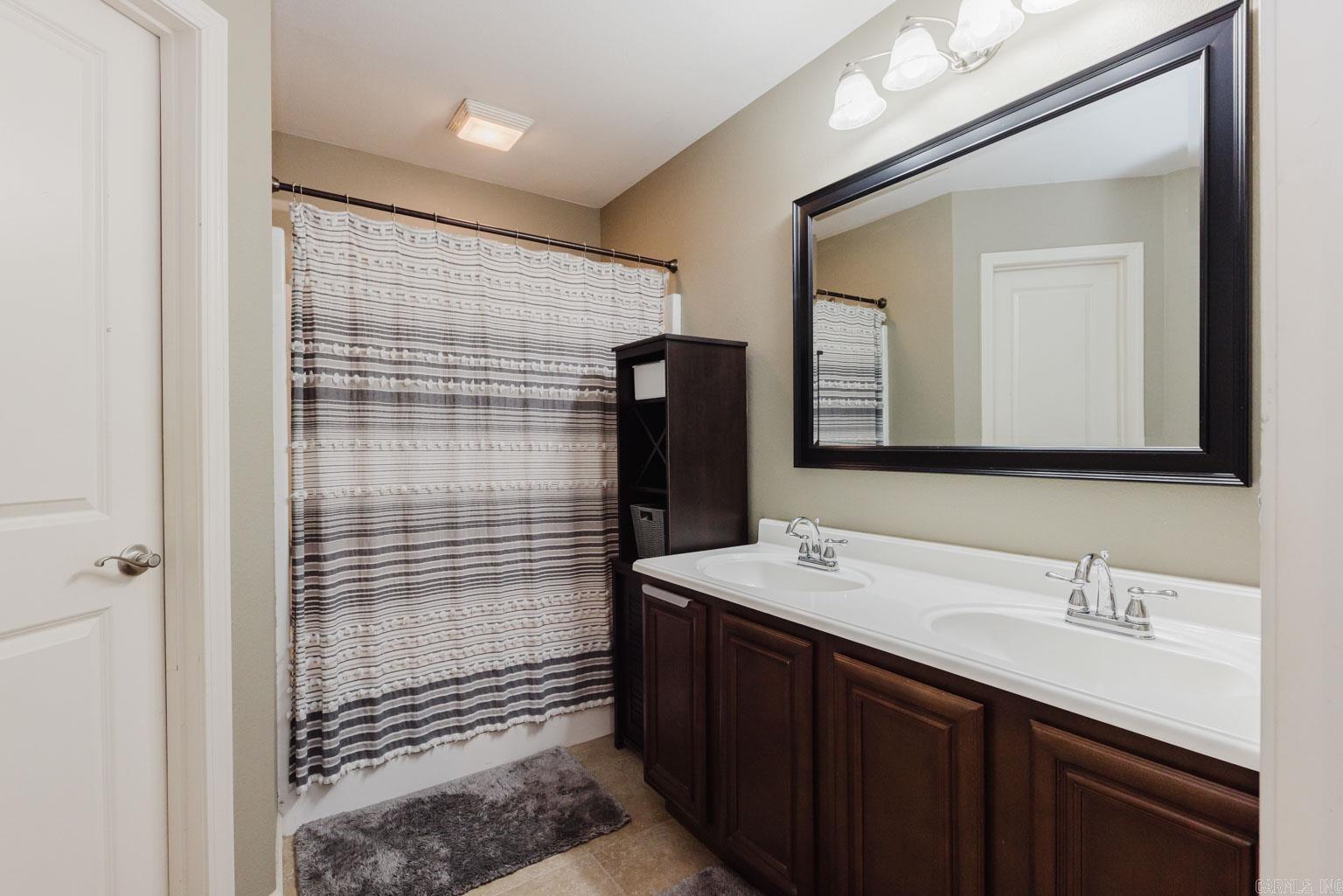 NORTH HAVEN - Residential