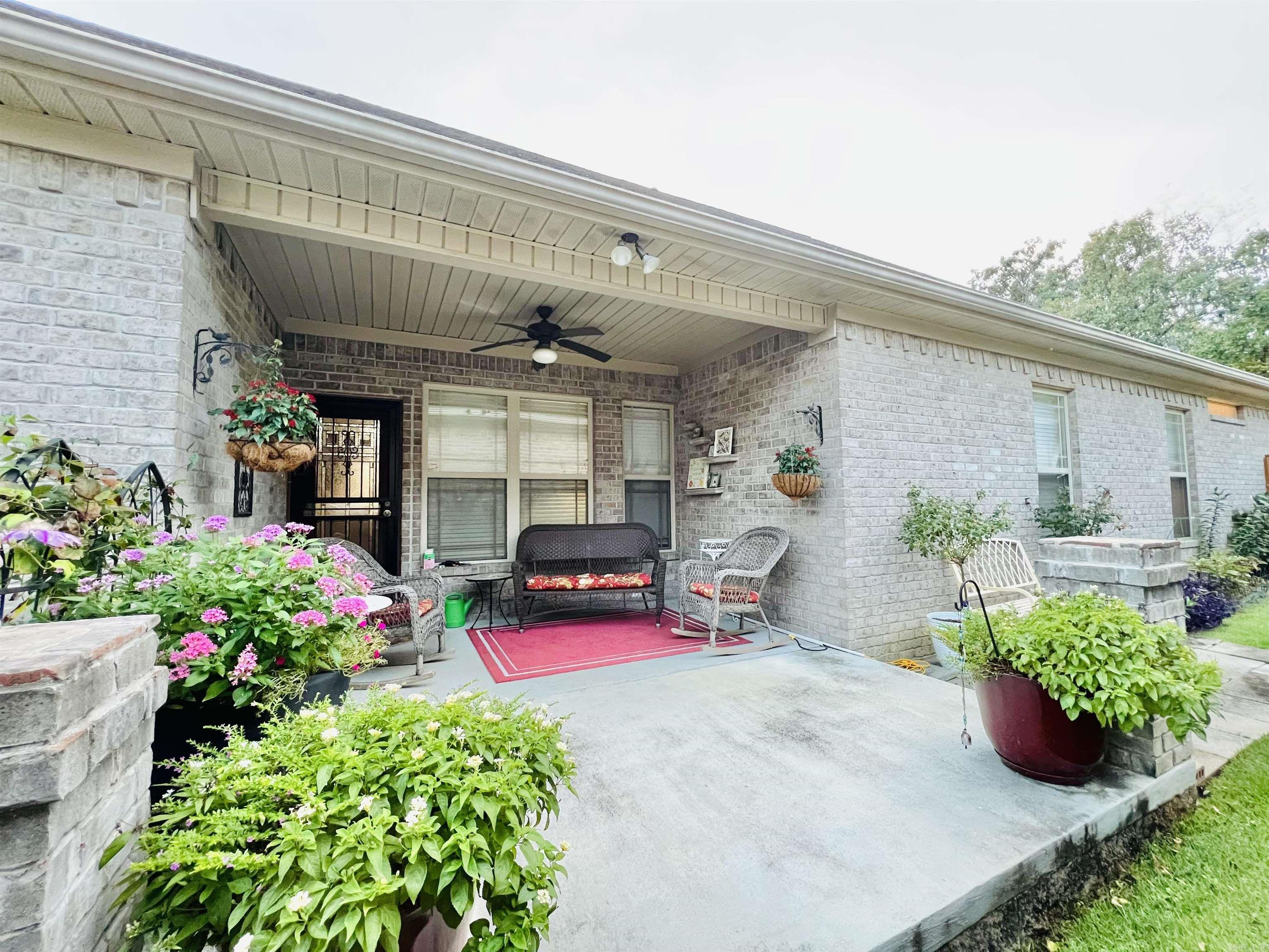 AUSTIN GARDENS PATIO HOMES ADDN - Residential