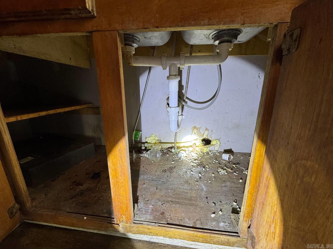 AUSTIN & TAYLOR ADDITION - Residential