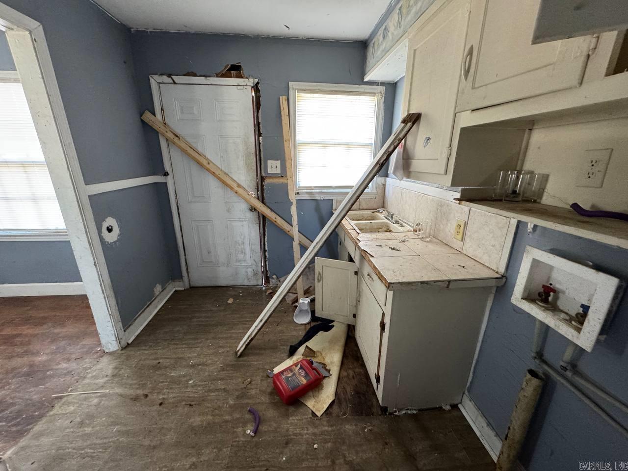 AUSTIN & TAYLOR ADDITION - Residential