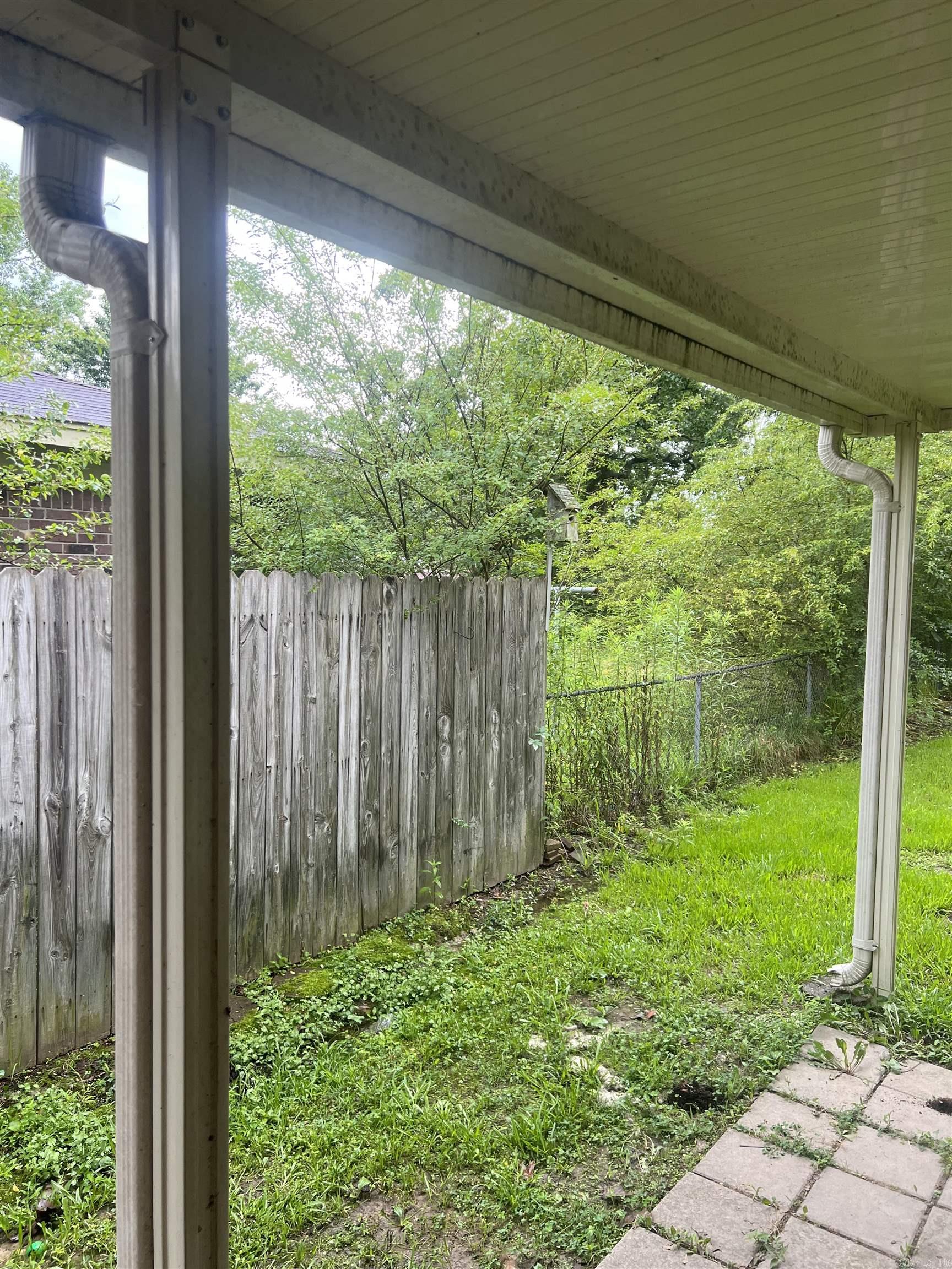 ORIGINAL TOWN-BRYANT - Residential