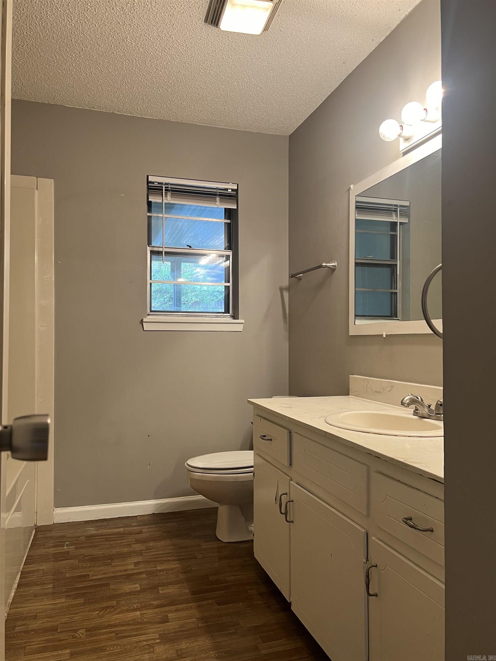 ORIGINAL TOWN-BRYANT - Residential