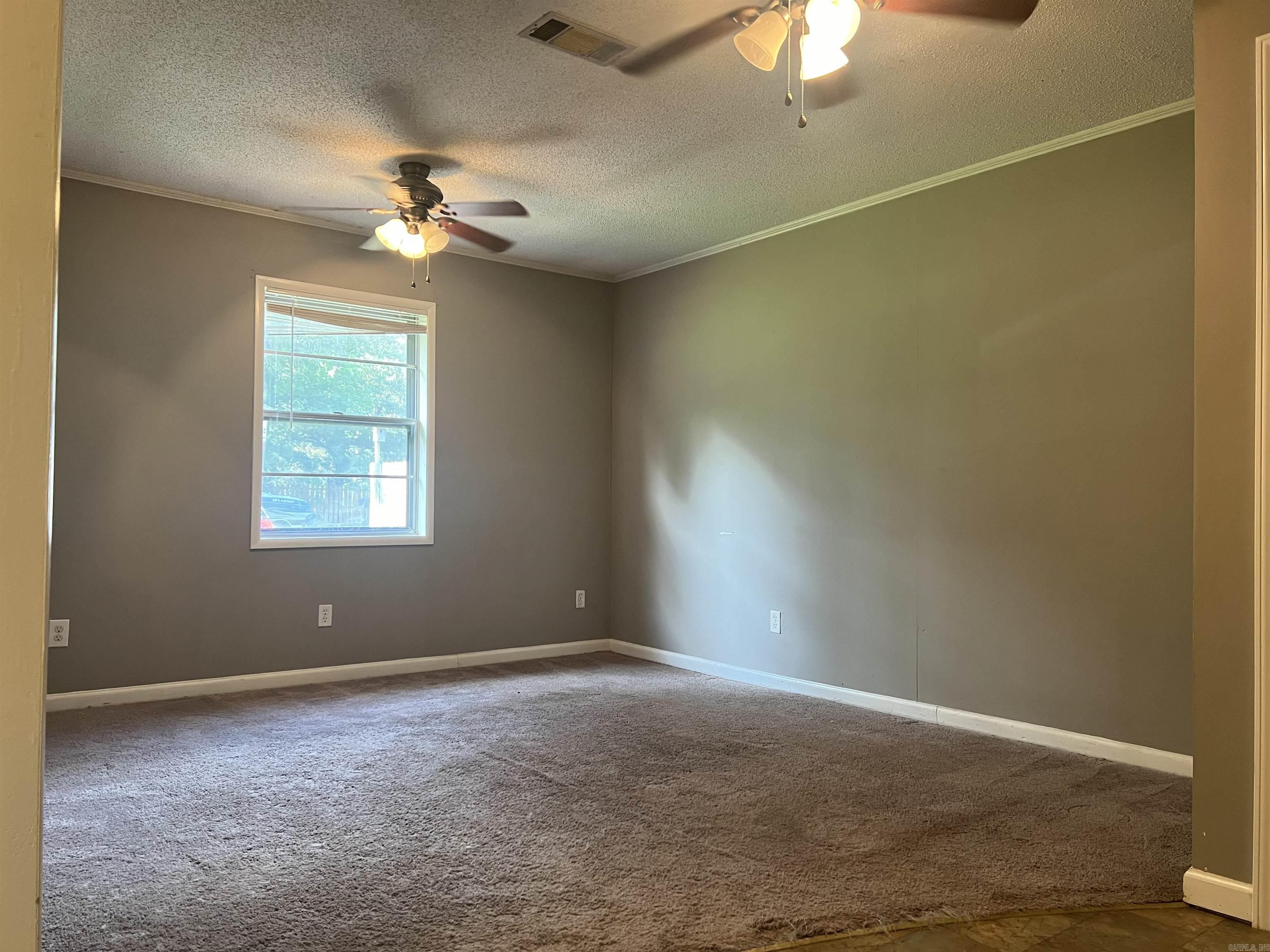 ORIGINAL TOWN-BRYANT - Residential