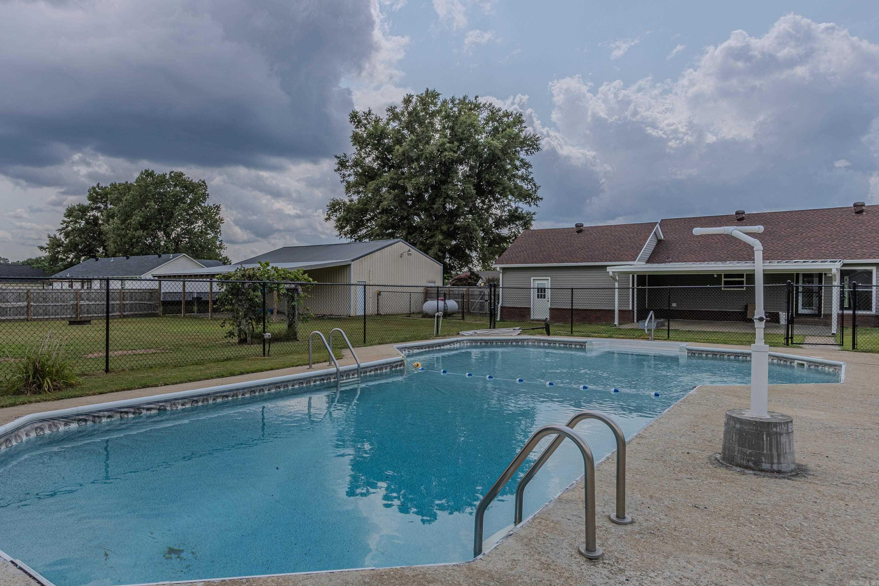 Sunset Terrace - Residential