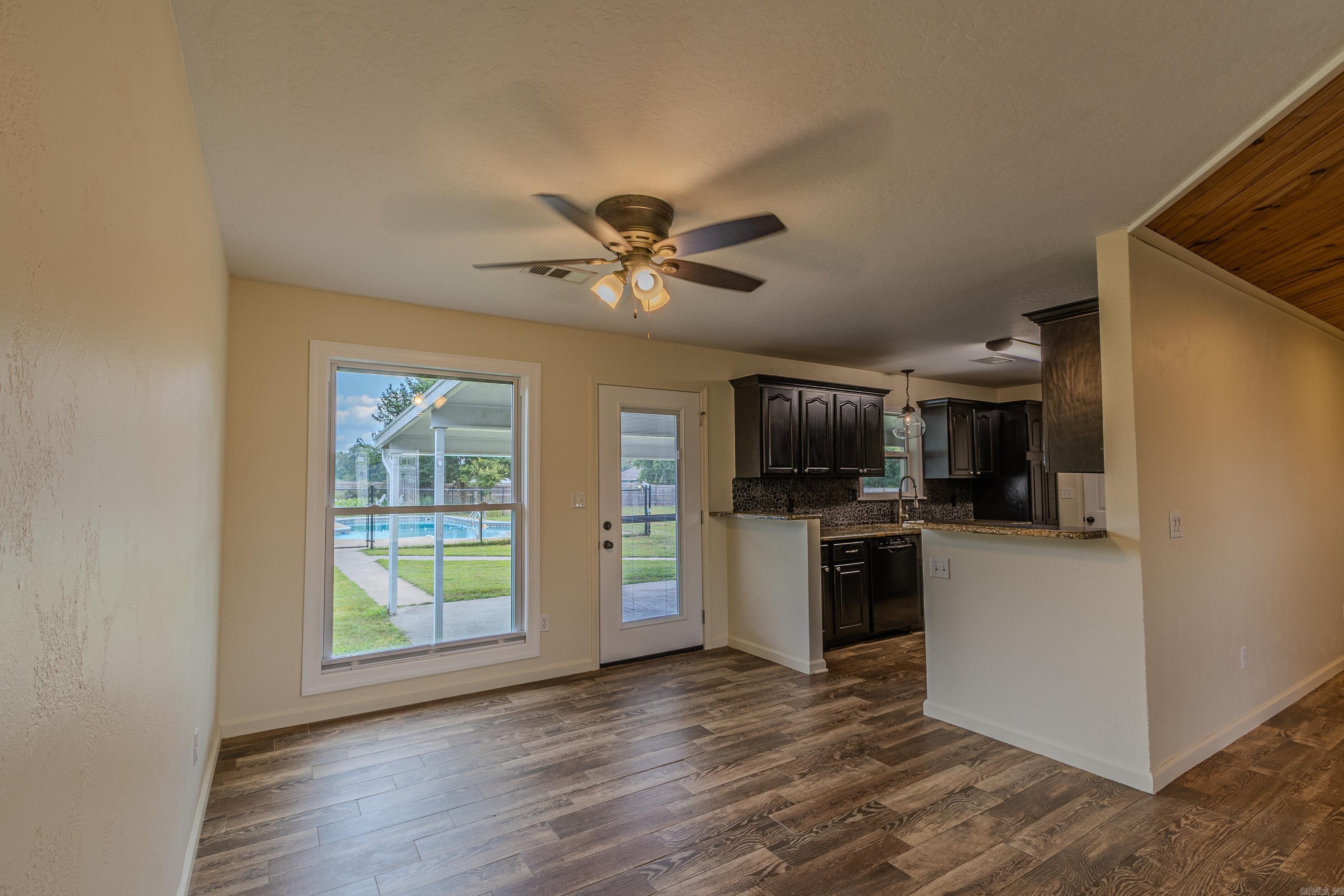 Sunset Terrace - Residential