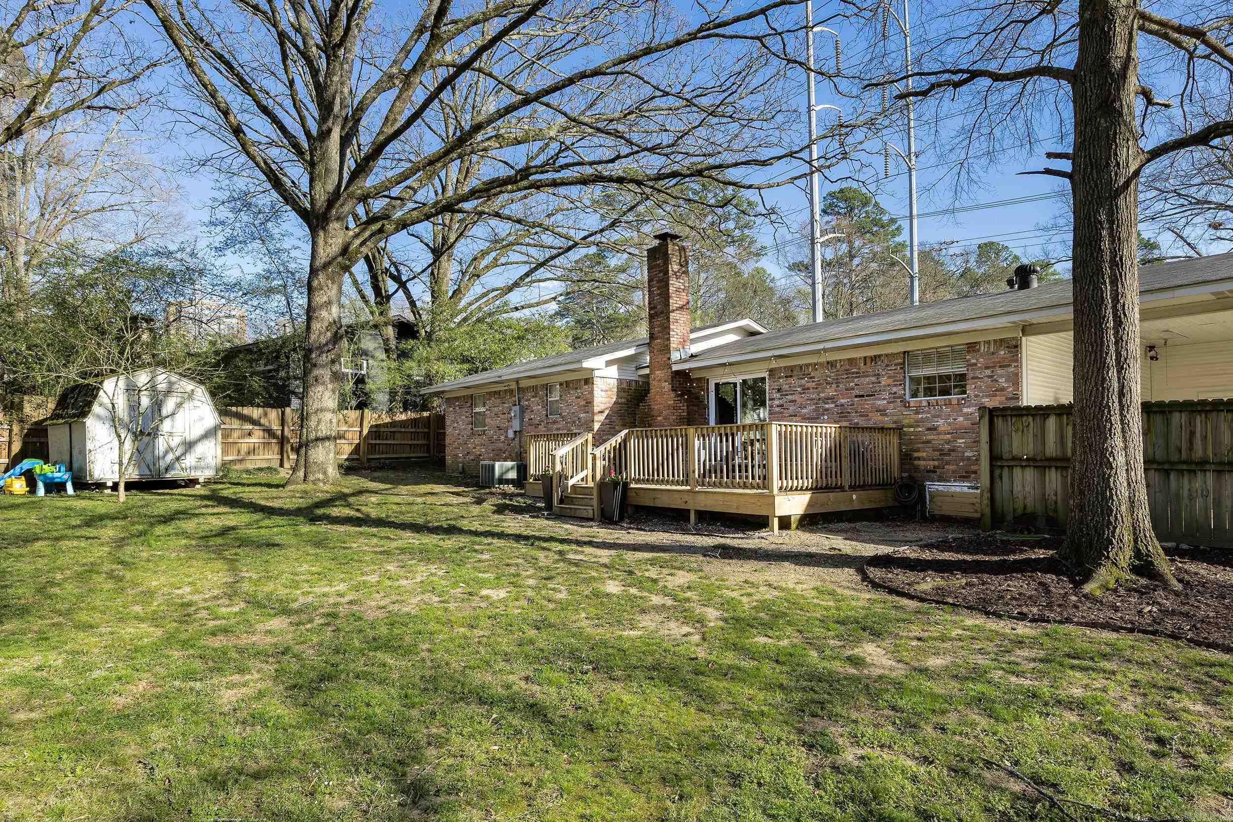 HALL PLAZA - Residential