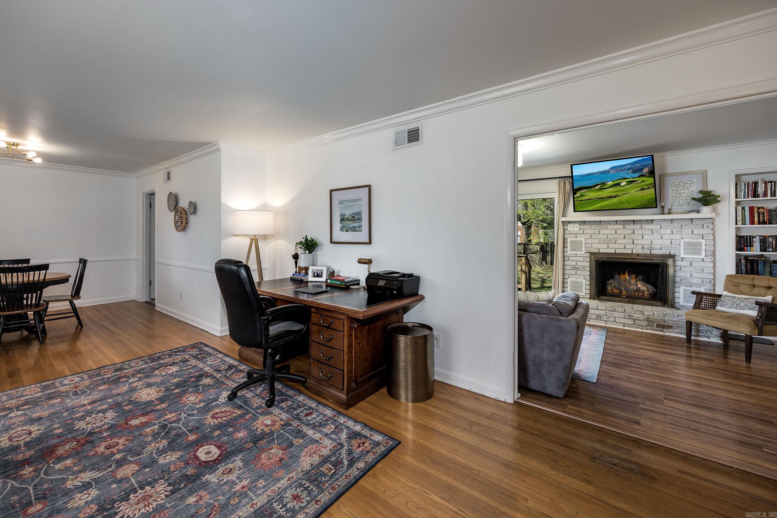 HALL PLAZA - Residential