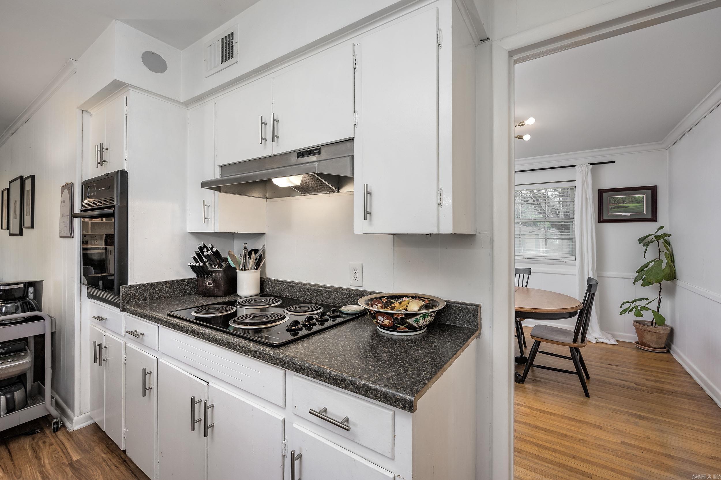 HALL PLAZA - Residential