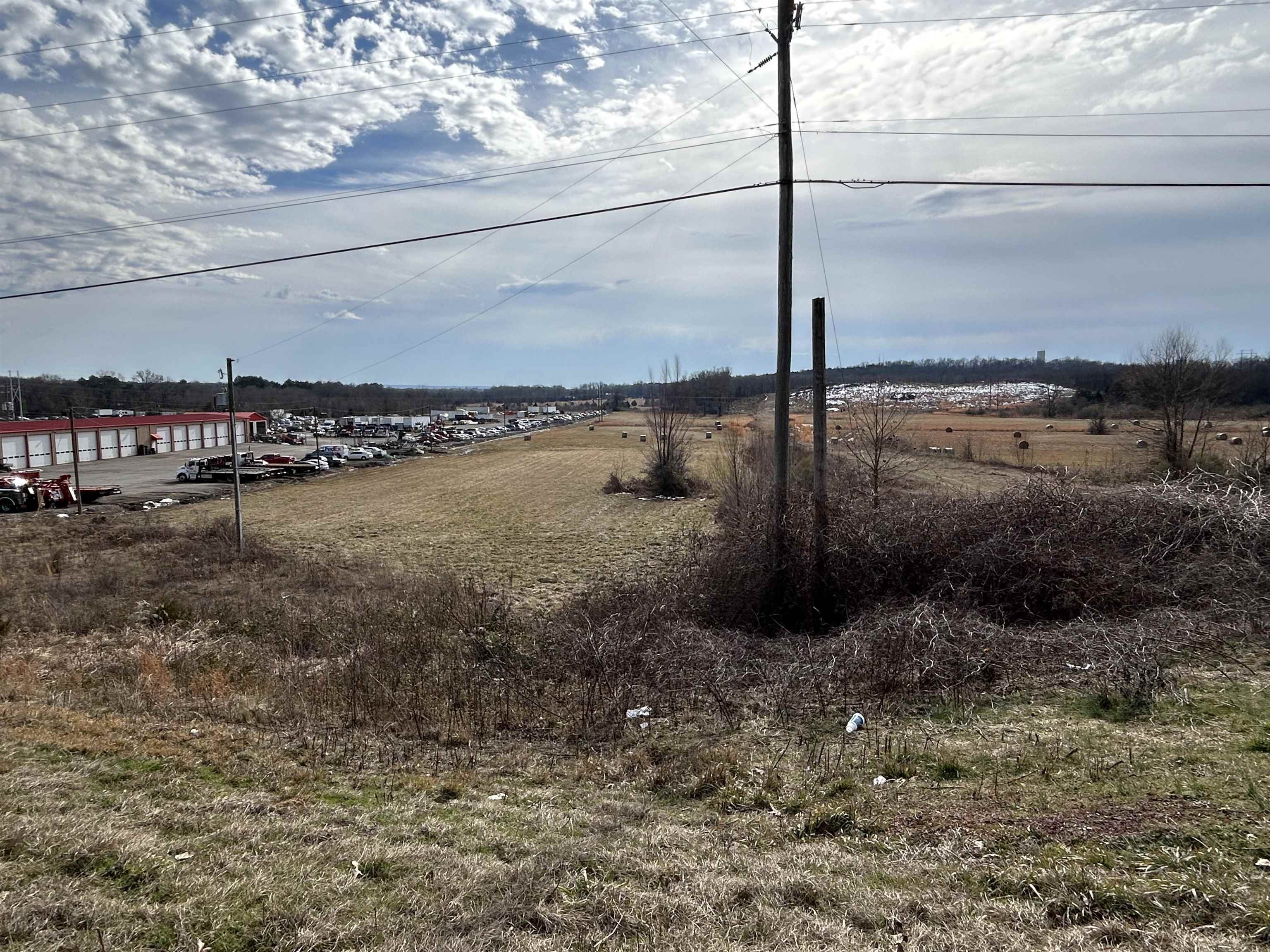 Check out this fantastic opportunity, 2.11 acre parcel of land for sale located in the Conway area! Boasting convenient access to Highway 64 E, this property is ideal for investments or future development. Don't miss out on this opportunity, schedule your showing today!