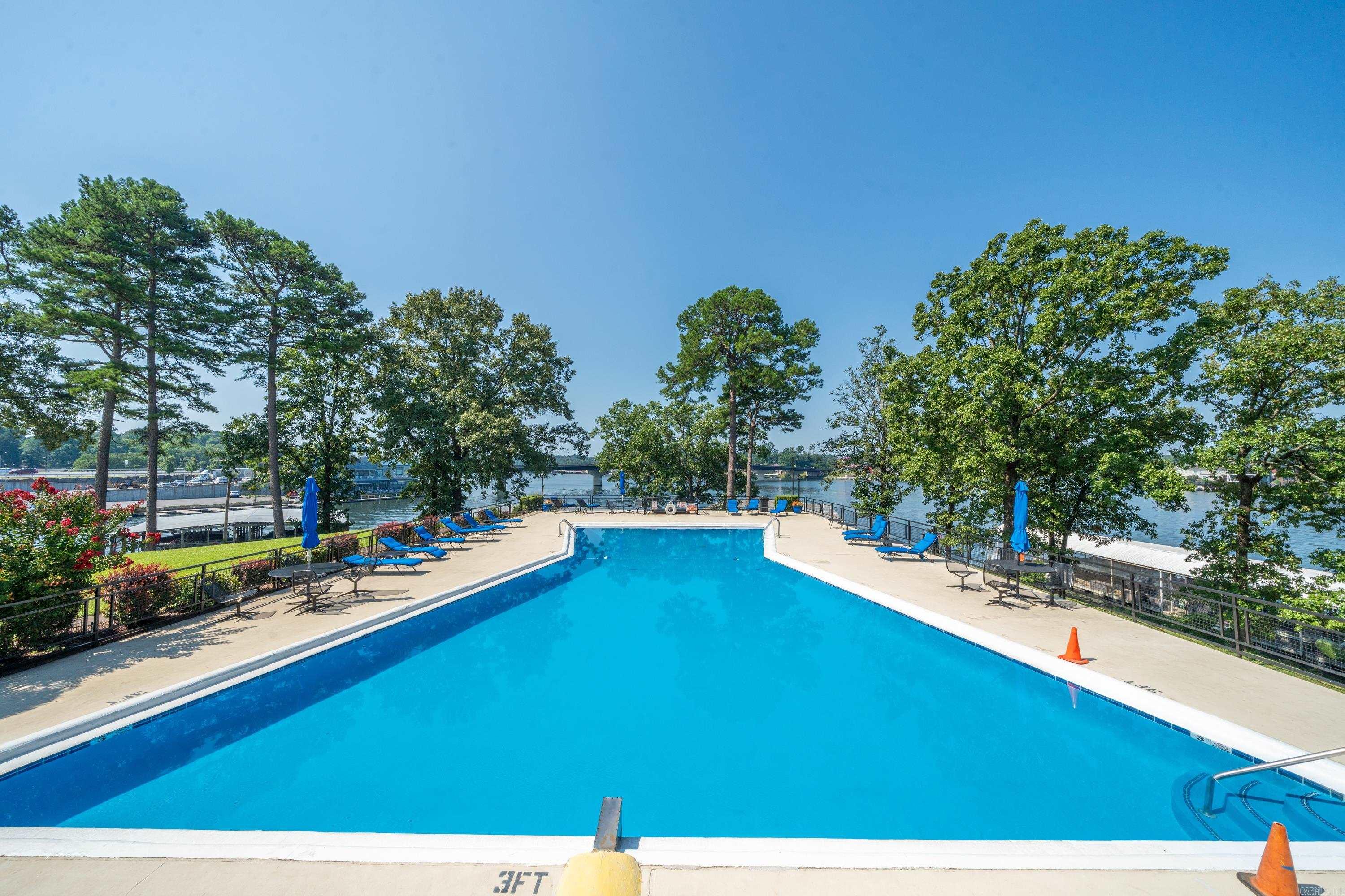 BEACON MANOR HPR - Residential