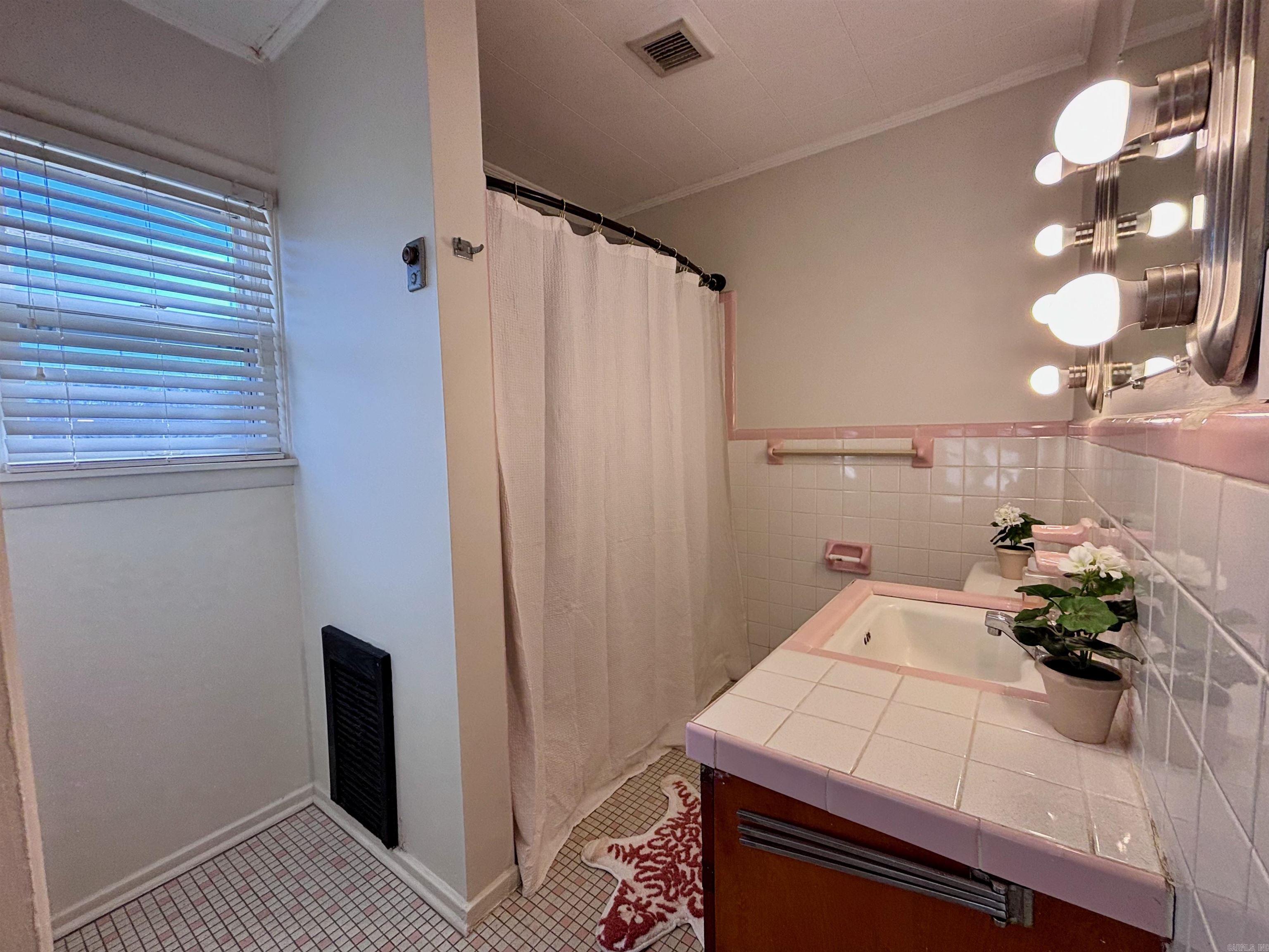 REAVES 2ND ADDITION REVISED - Residential