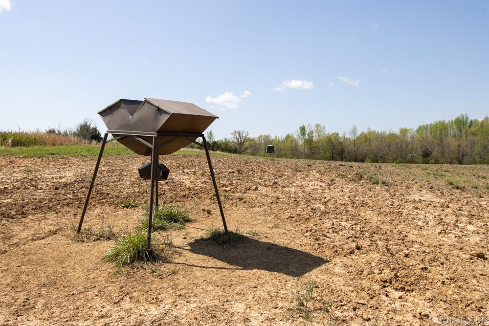 Metes & Bounds - Land