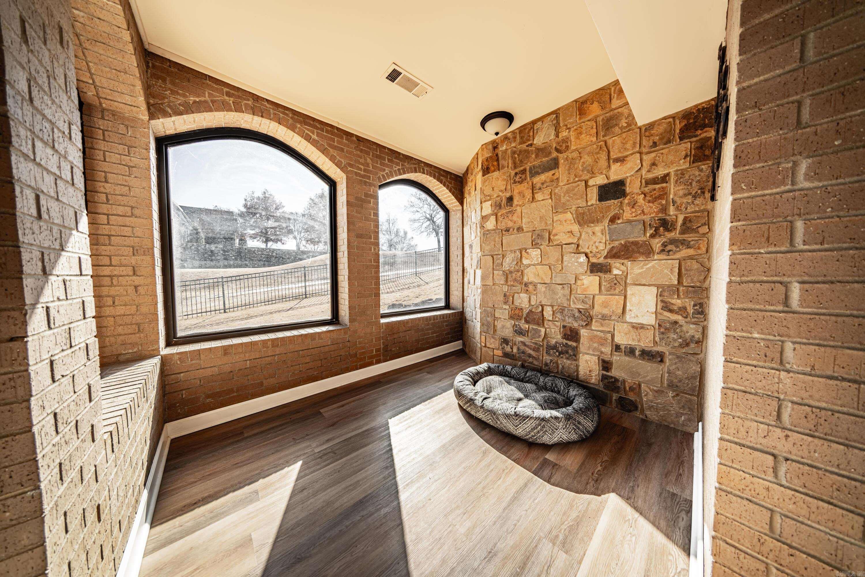 Ridge Point - Residential