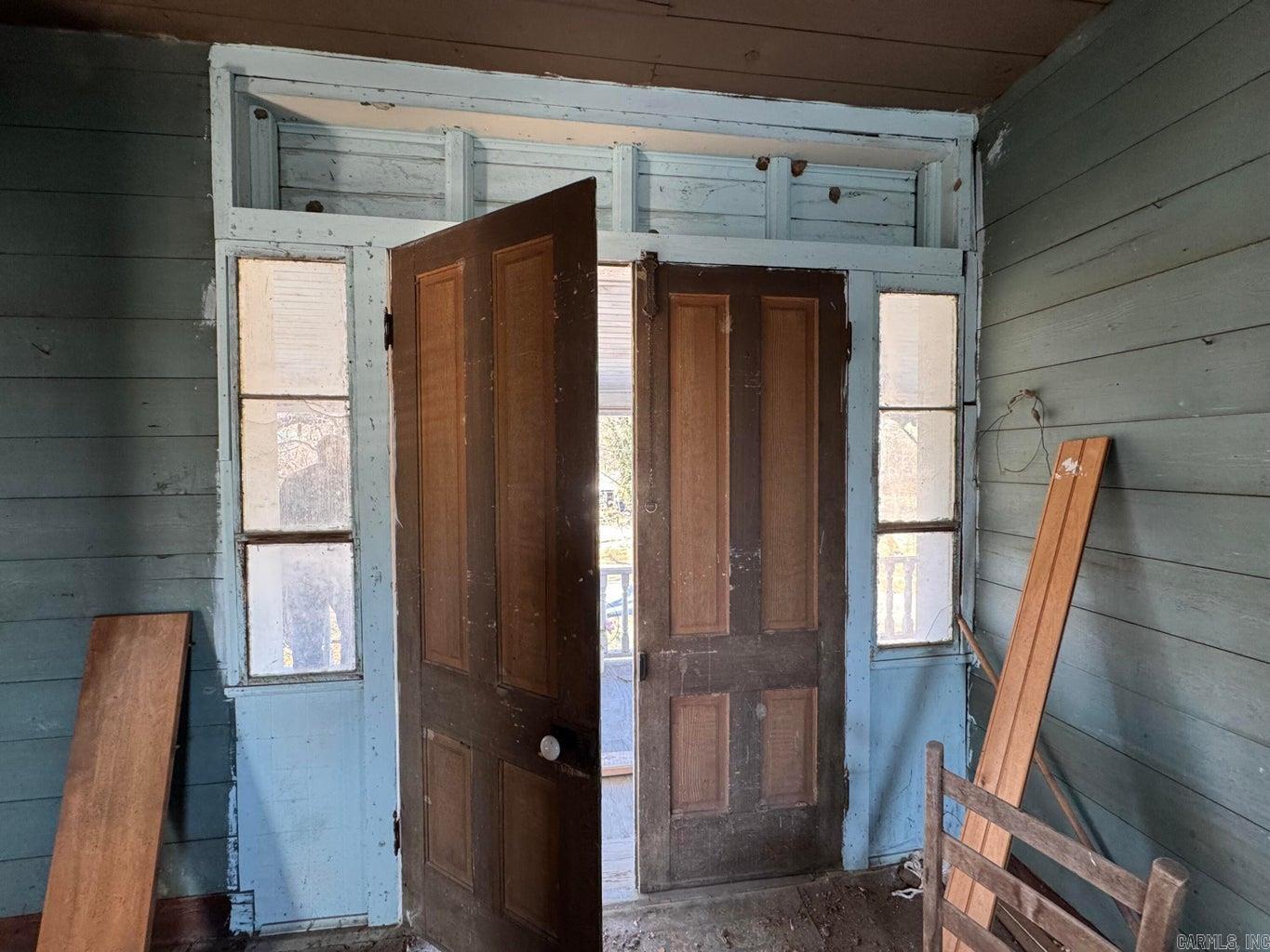 Metes & Bounds - Residential