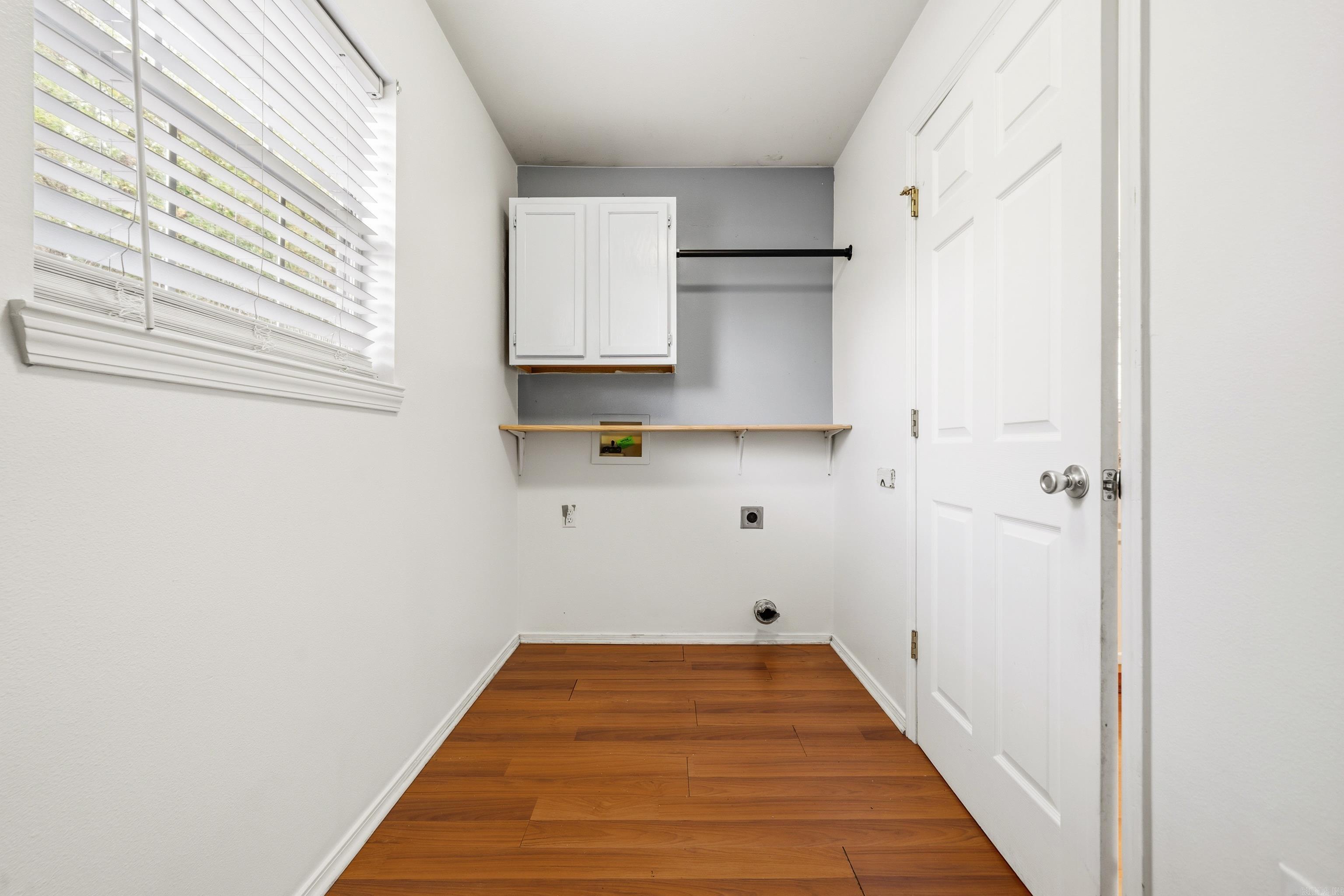 PINE MEADOWS - Residential